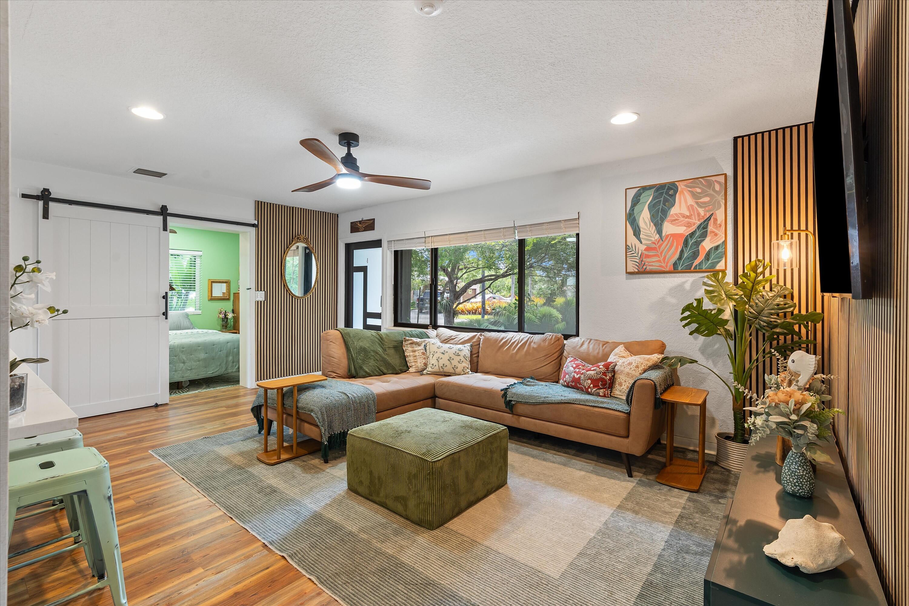 2417 NE 13th Terrace