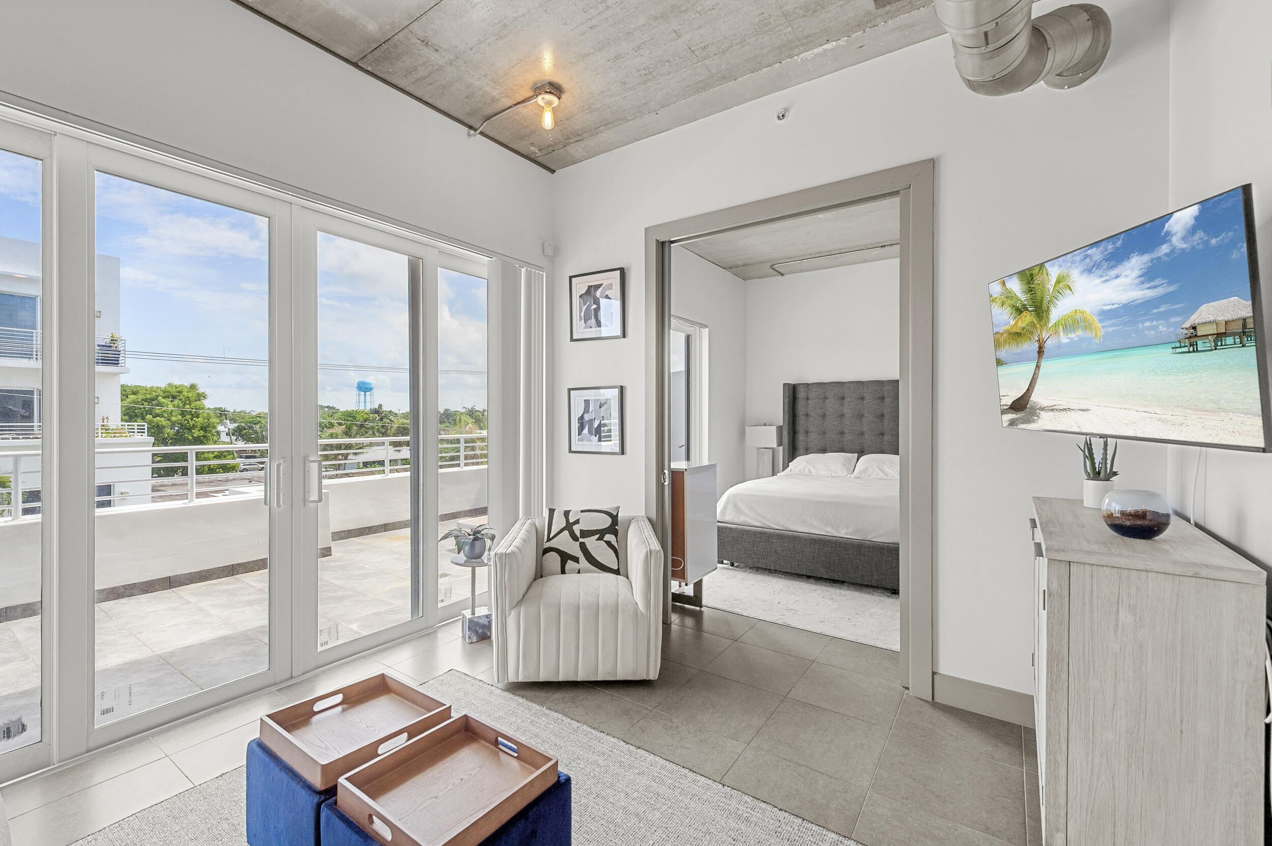 111 SE 2nd Street 302