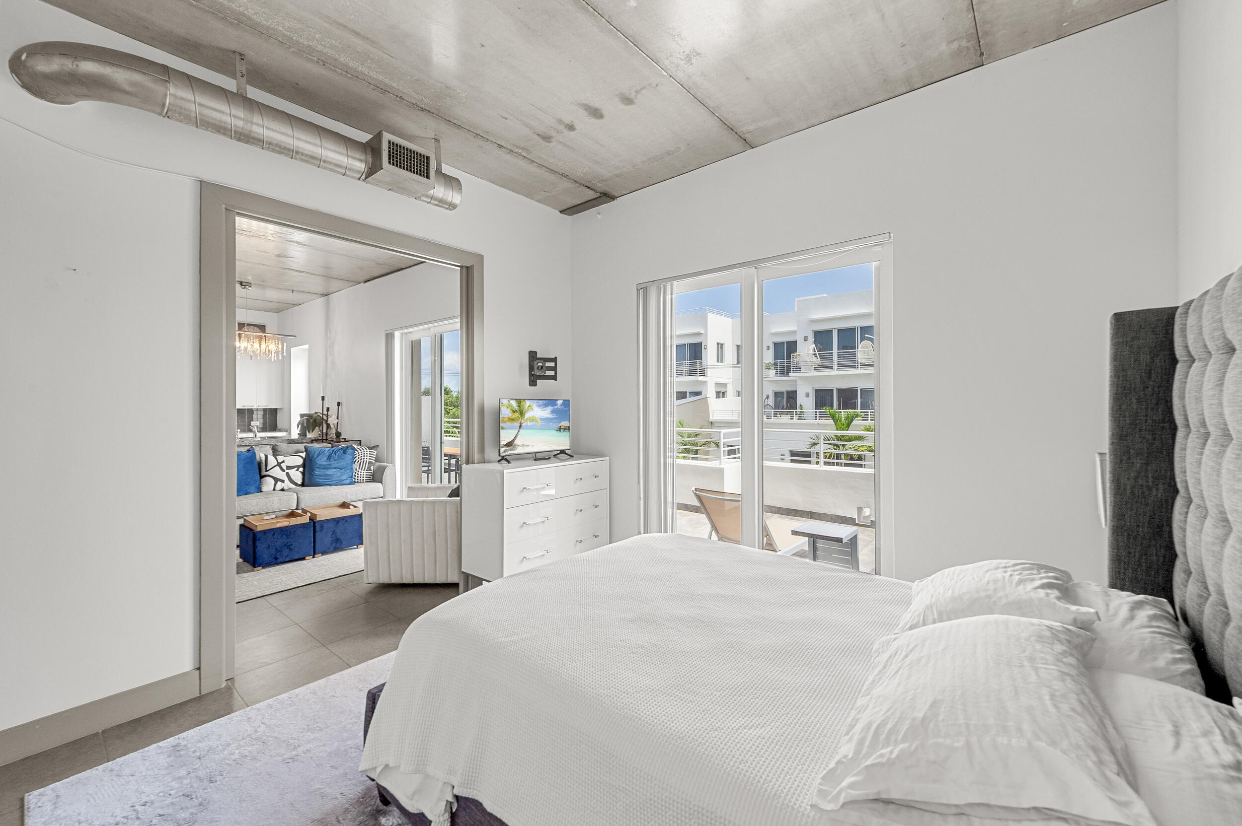 111 SE 2nd Street 302
