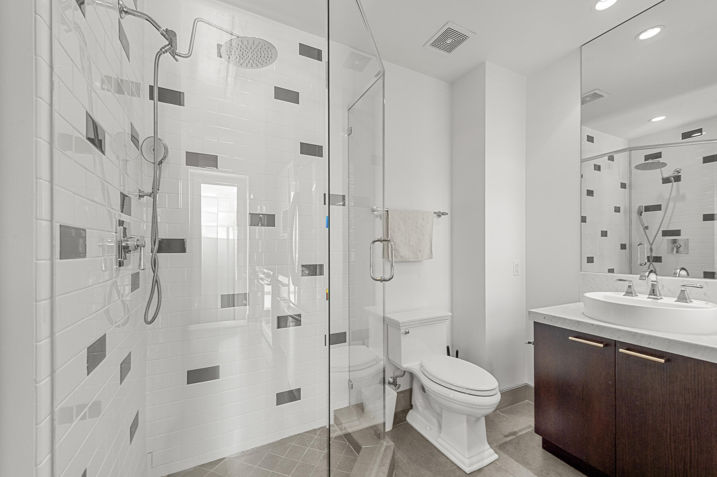 111 SE 2nd Street 302