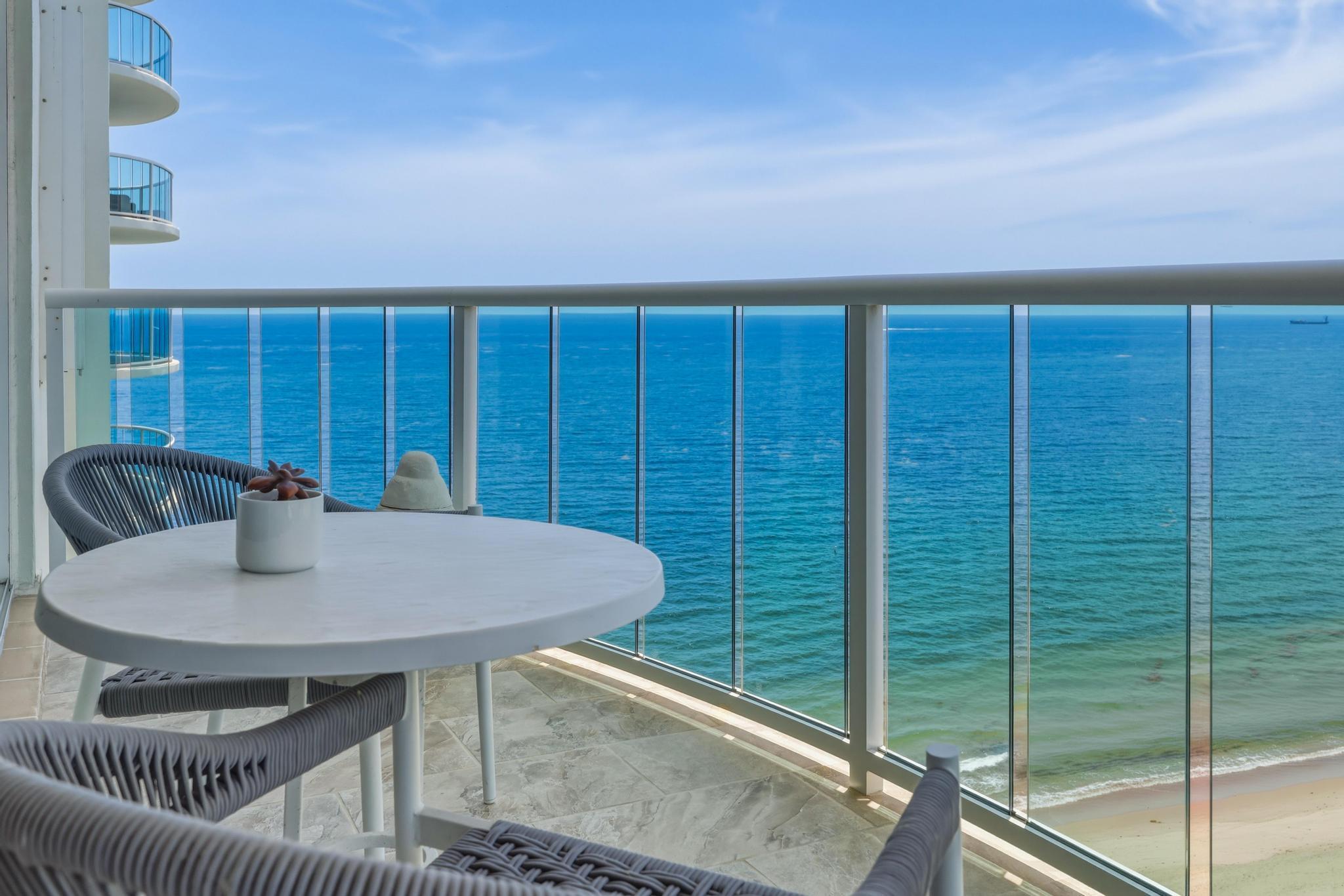 3400 Galt Ocean Drive 1704S
