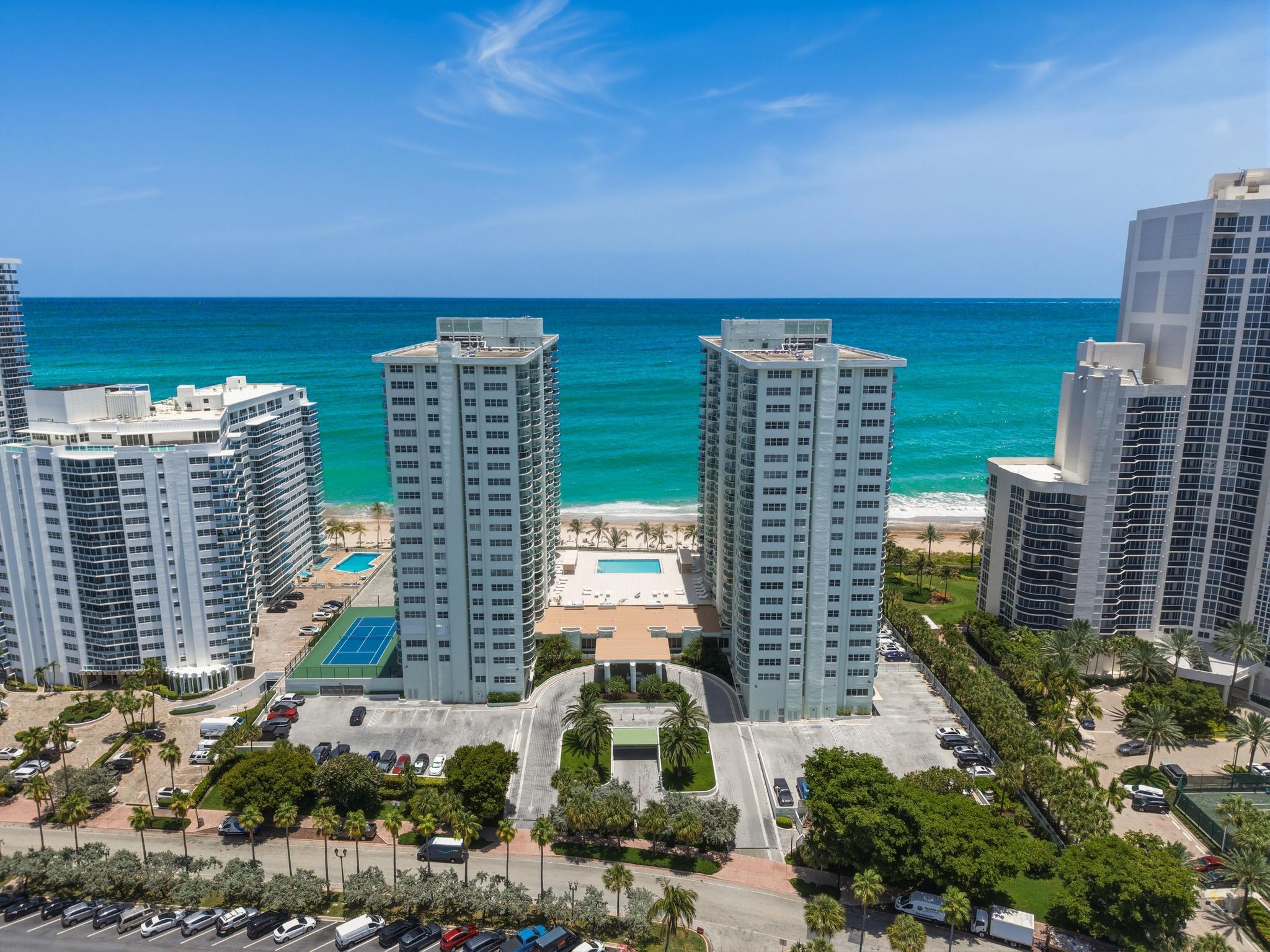 3400 Galt Ocean Drive 1704S