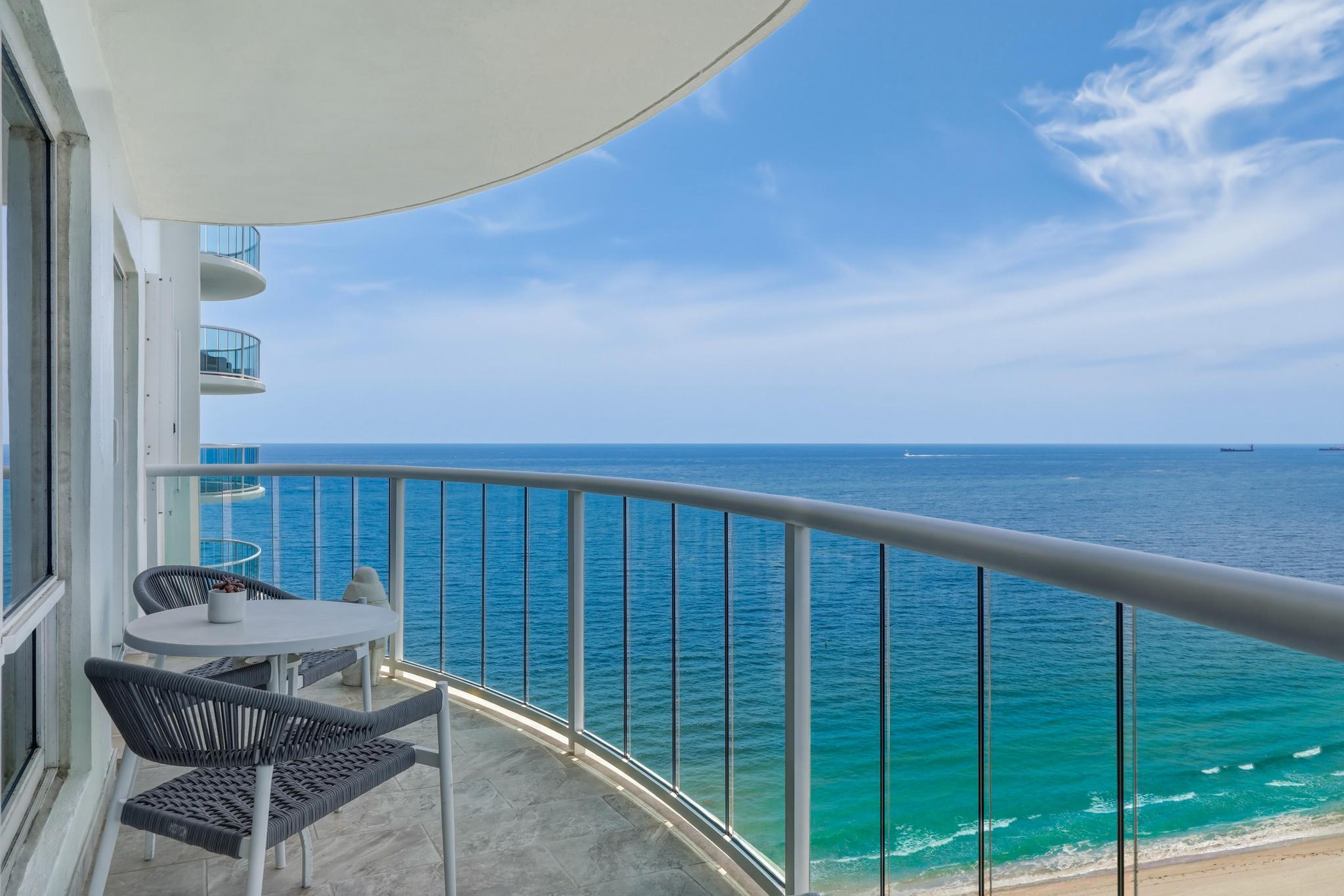 3400 Galt Ocean Drive 1704S