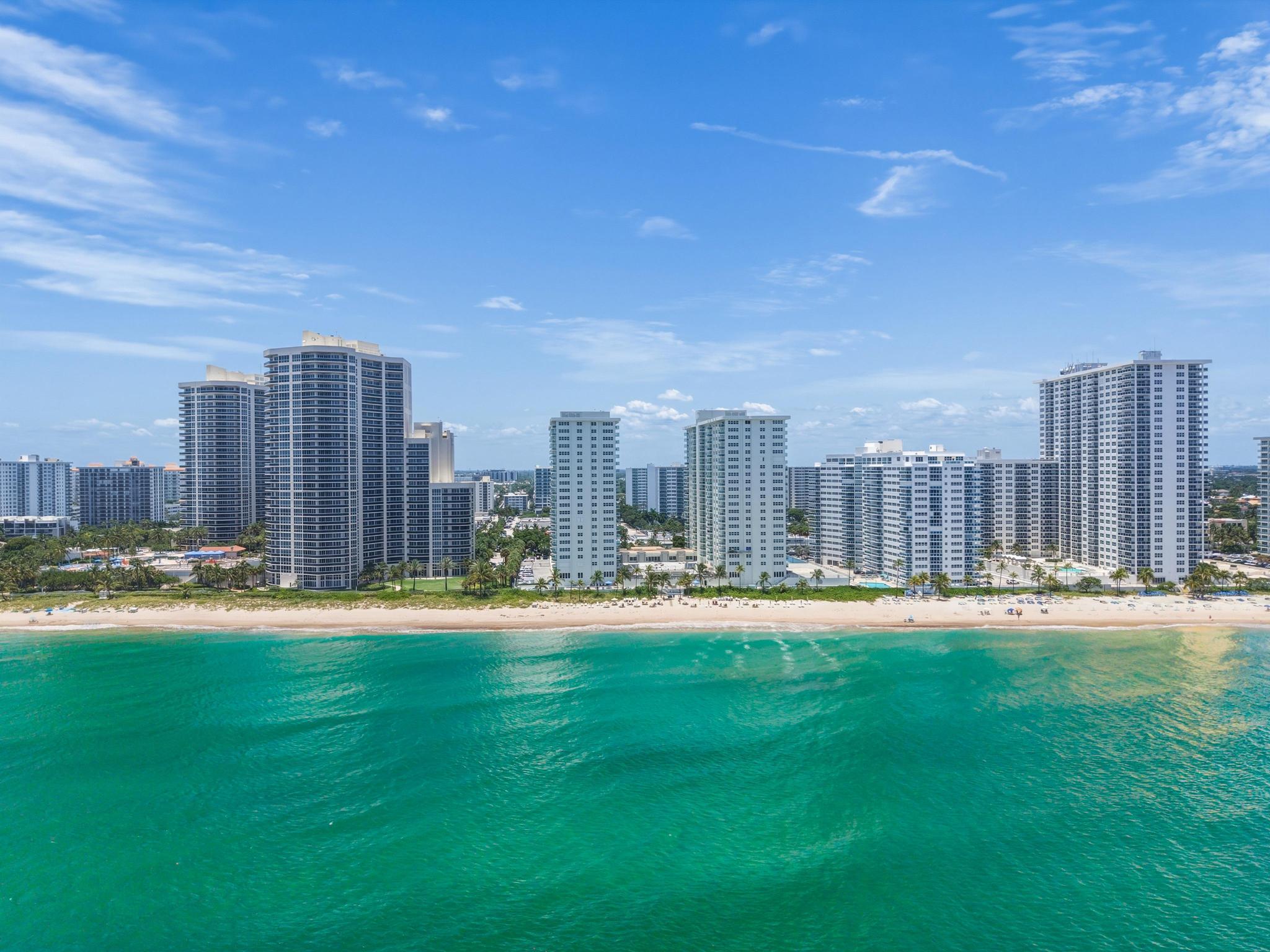 3400 Galt Ocean Drive 1704S