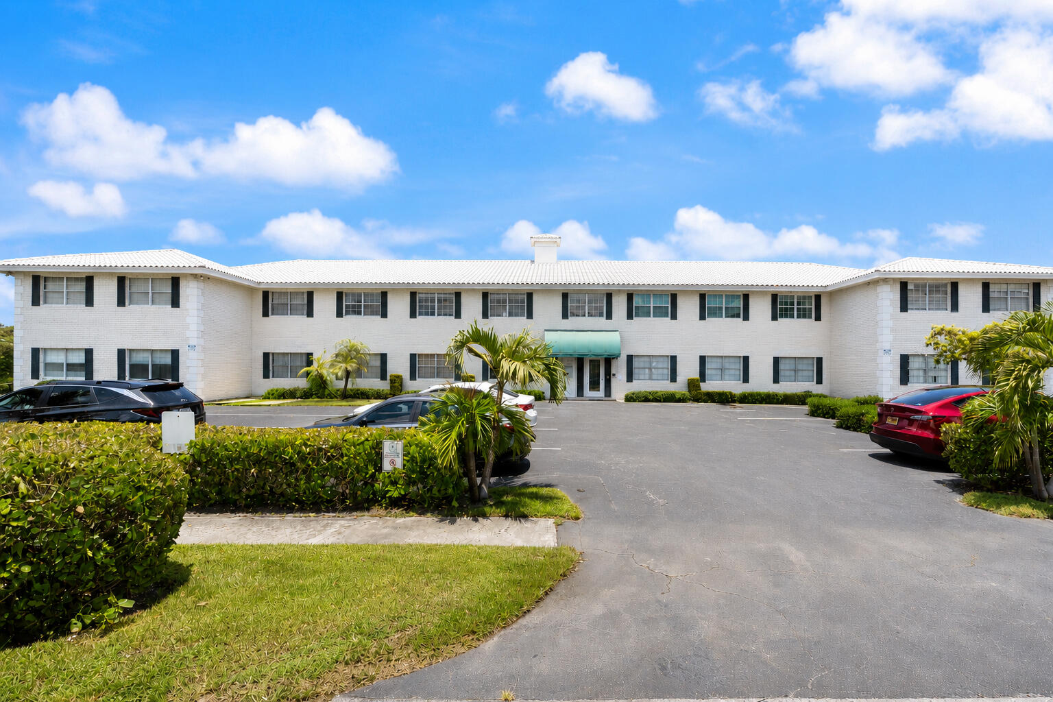 299 SW 7TH Street 2060