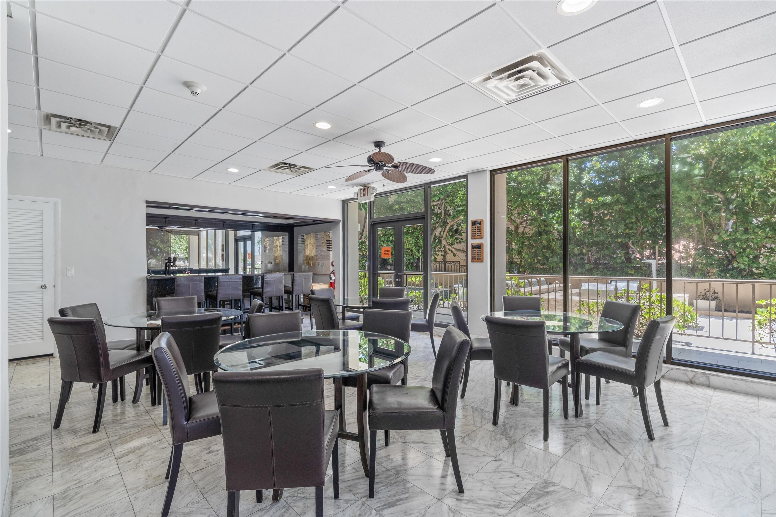 1021 Hillsboro Mile