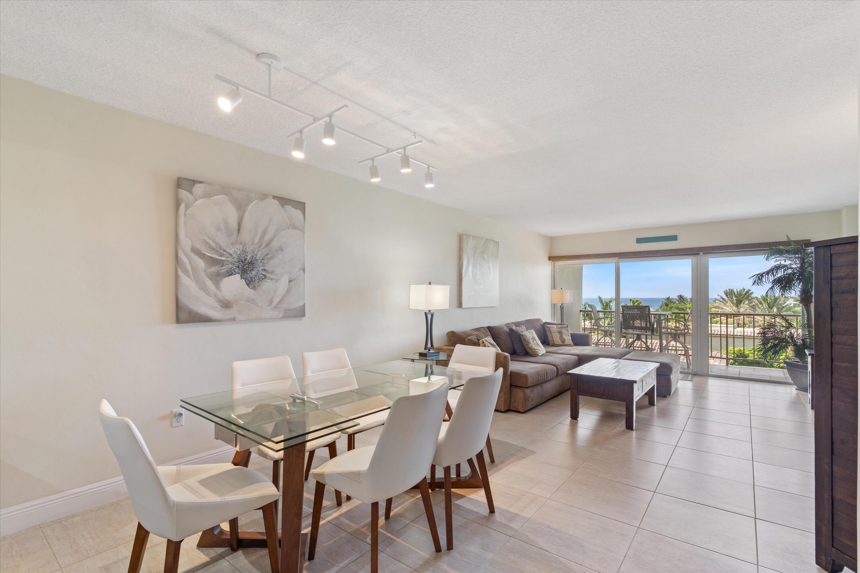 1021 Hillsboro Mile