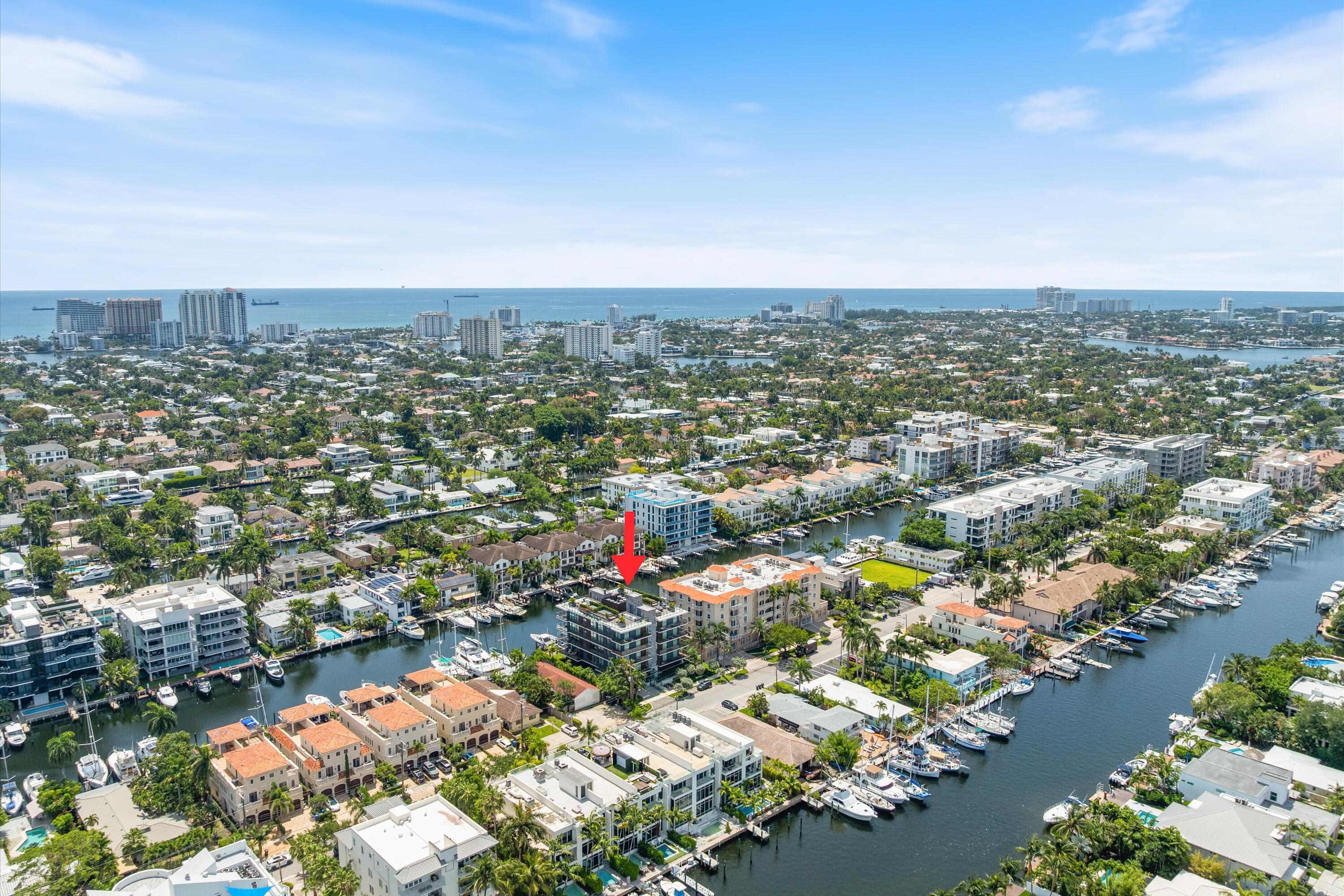 124 HENDRICKS Isle PH401