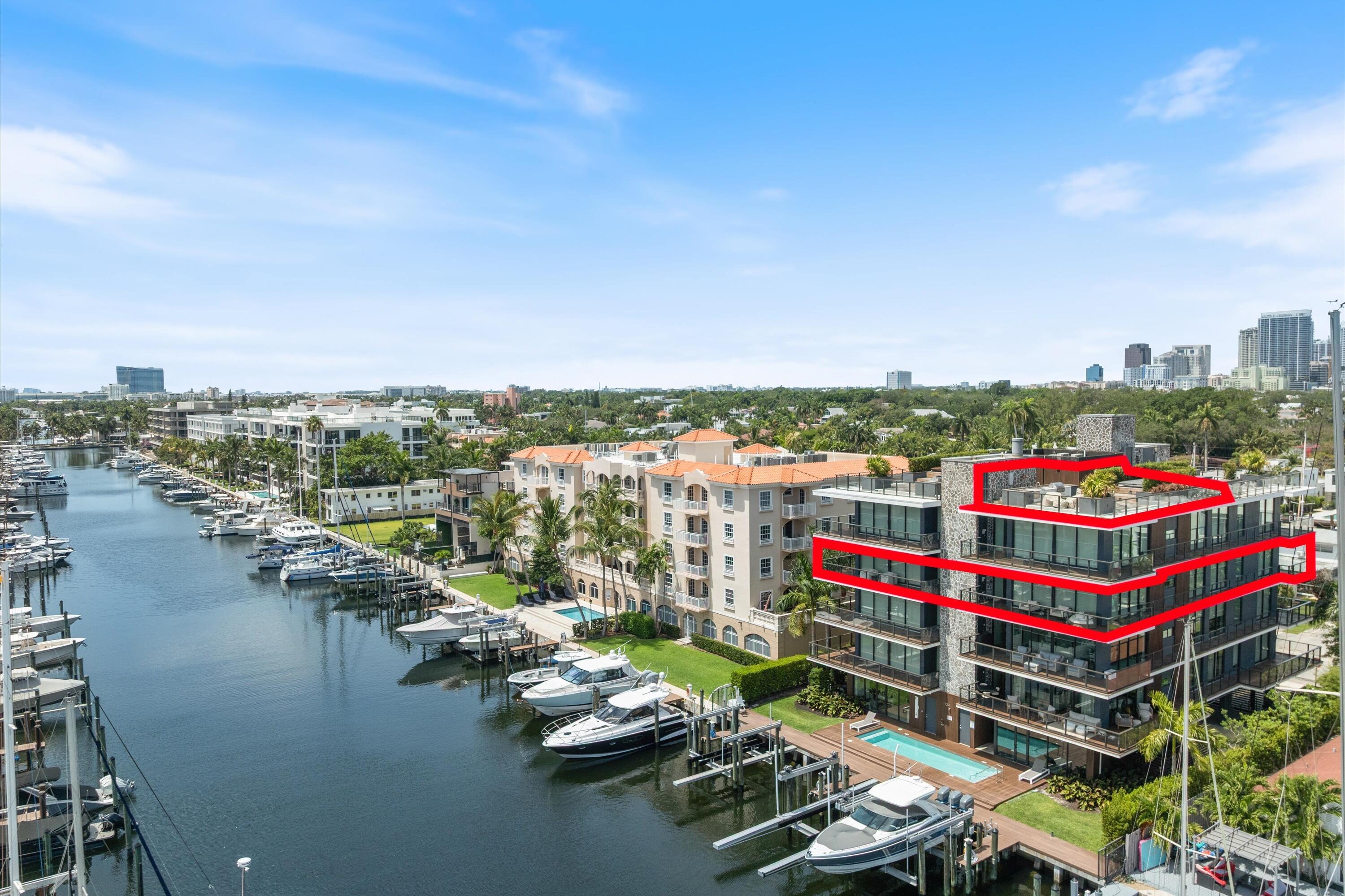 124 HENDRICKS Isle PH401
