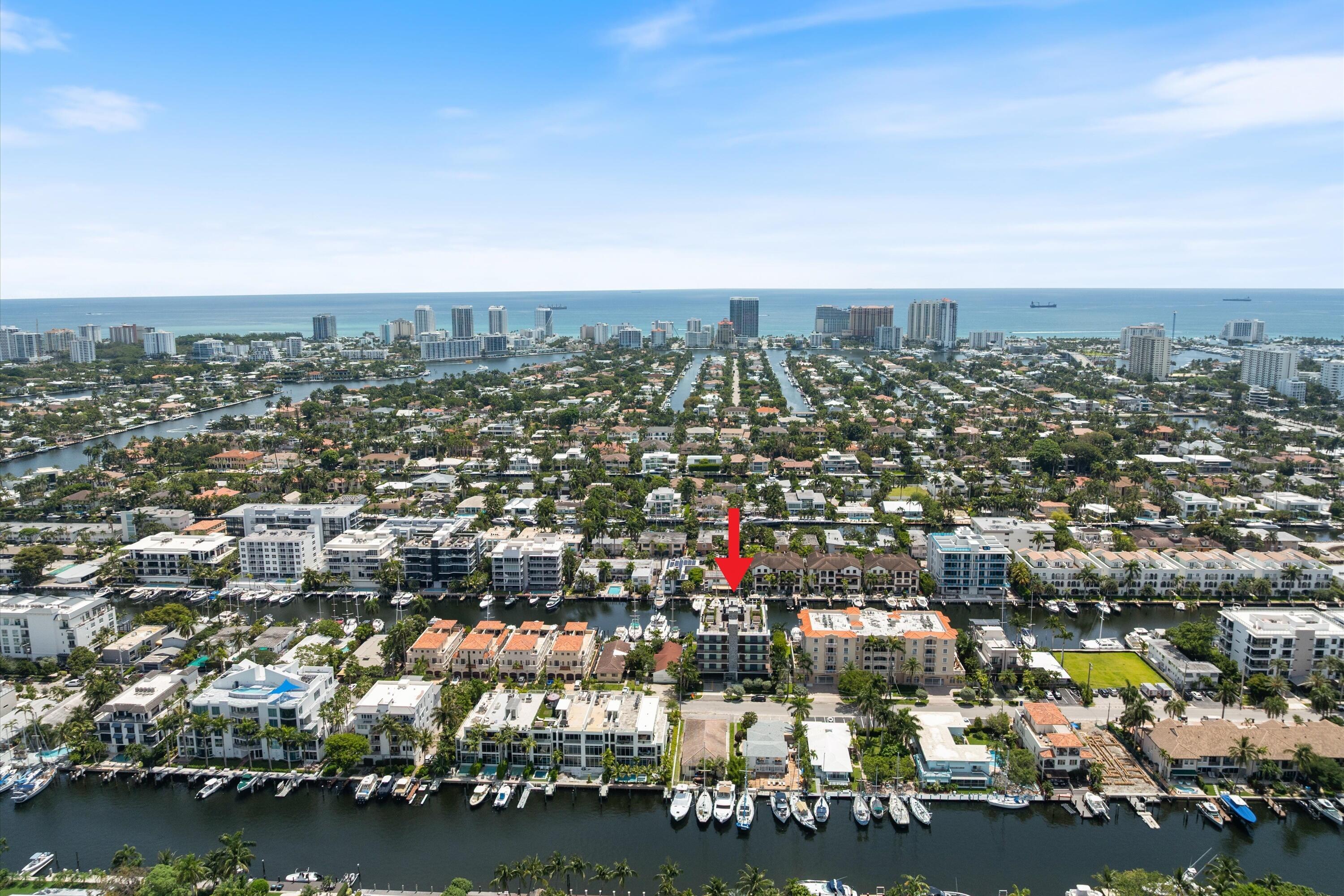 124 HENDRICKS Isle PH401