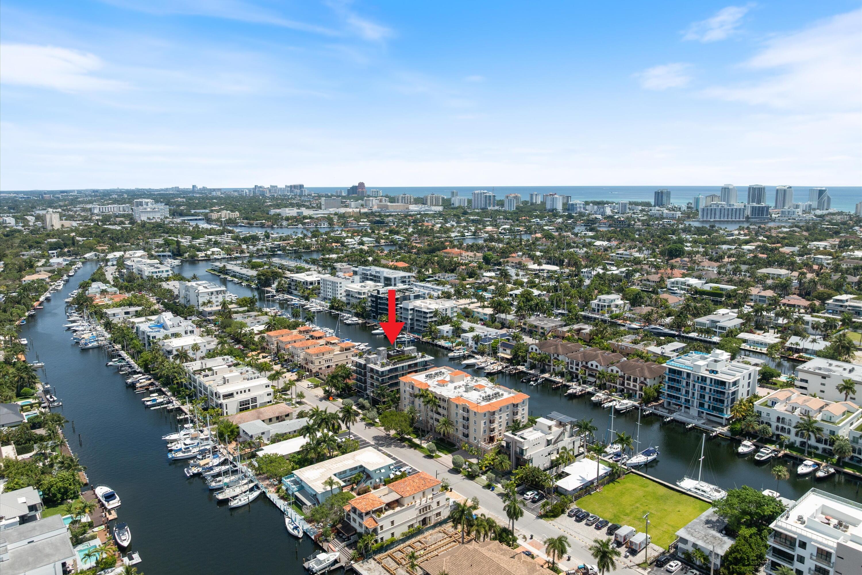 124 HENDRICKS Isle PH401