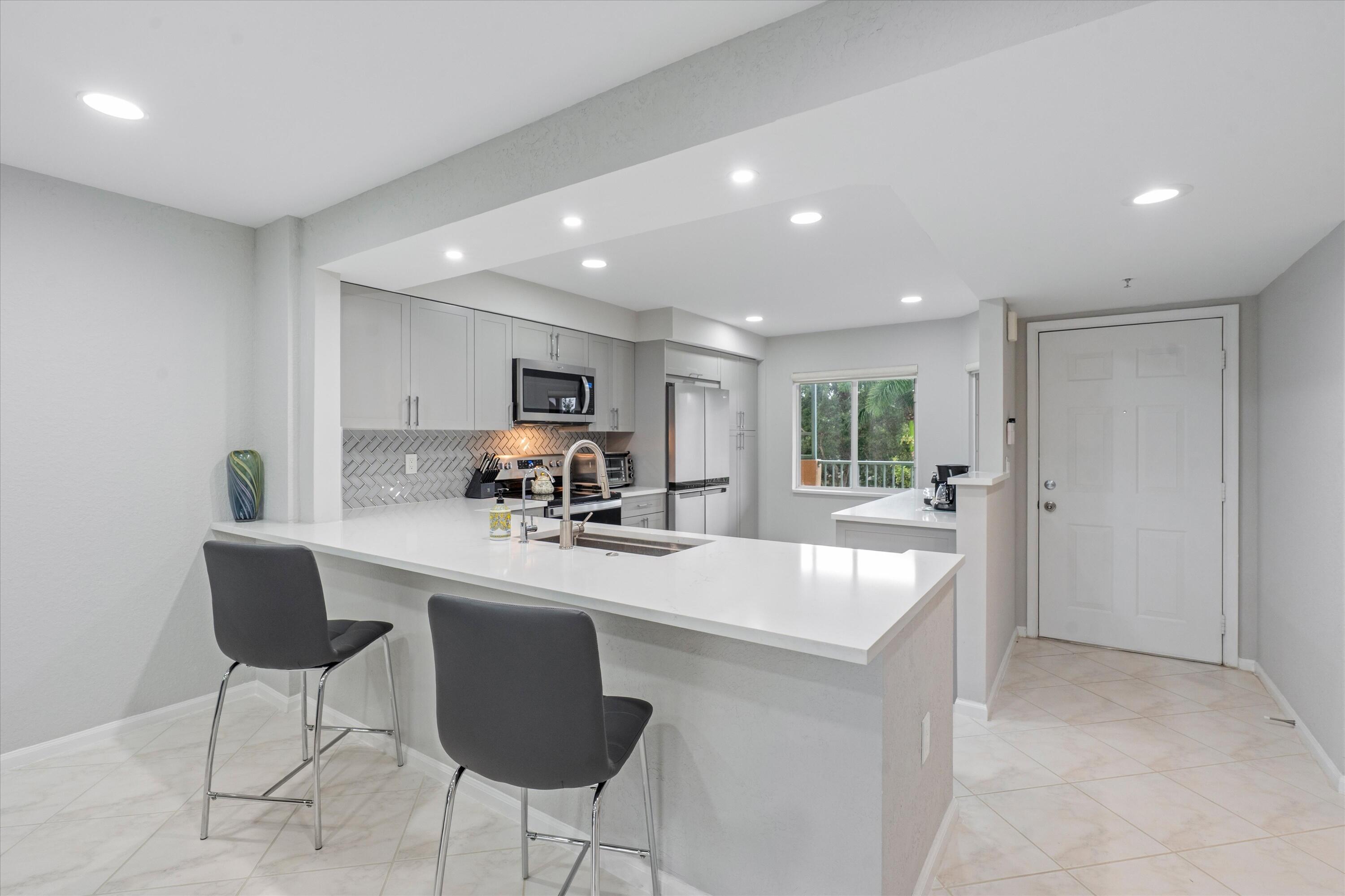 5749 Gemstone Court PH401