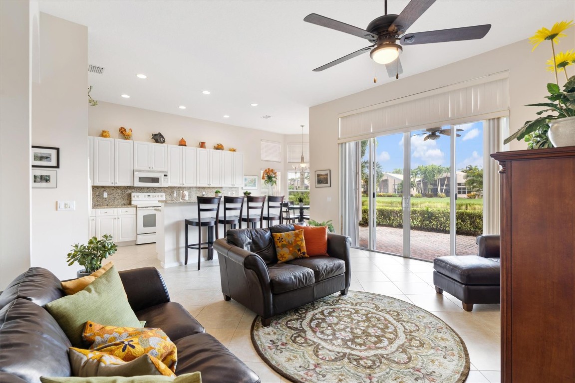 6847 Imperial Beach Cir