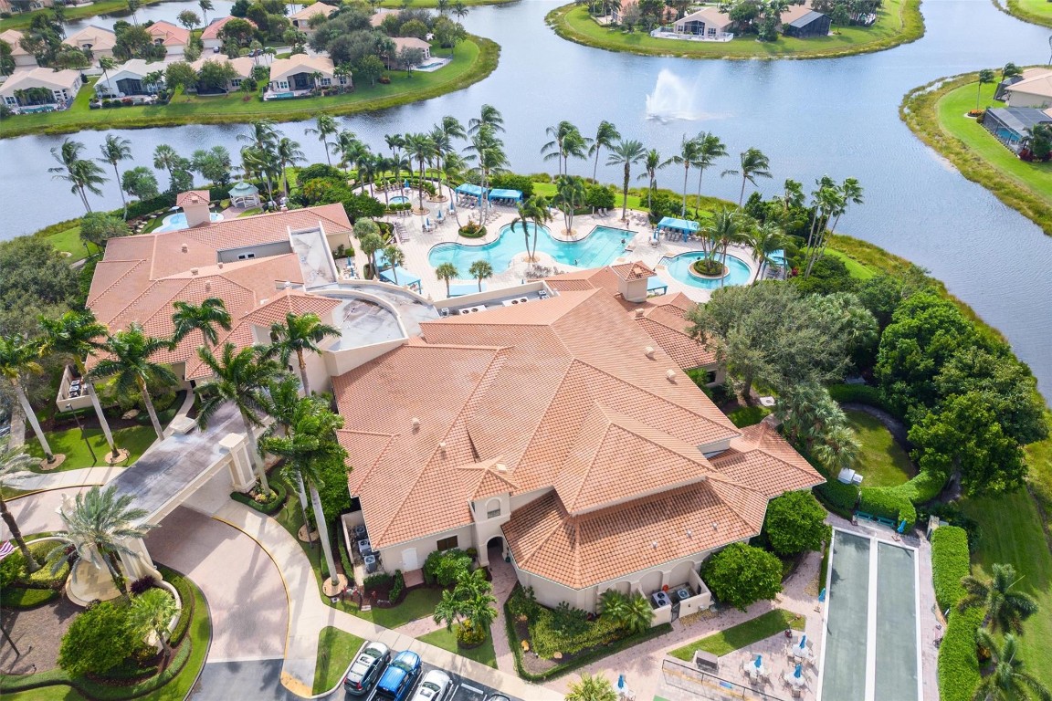 6847 Imperial Beach Cir