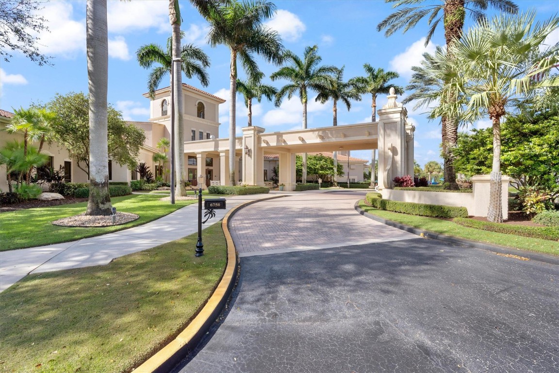 6847 Imperial Beach Cir