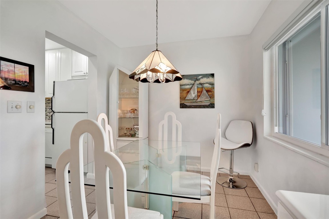 1001 N Riverside Dr 204