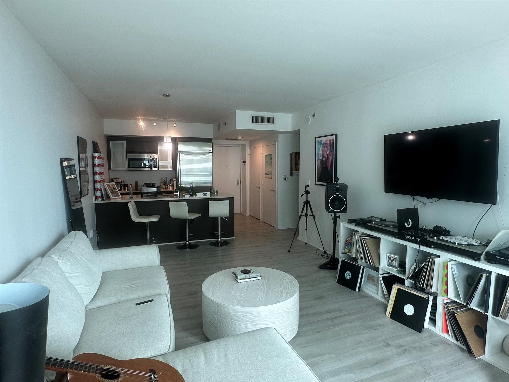 500 Brickell Avenue 2308
