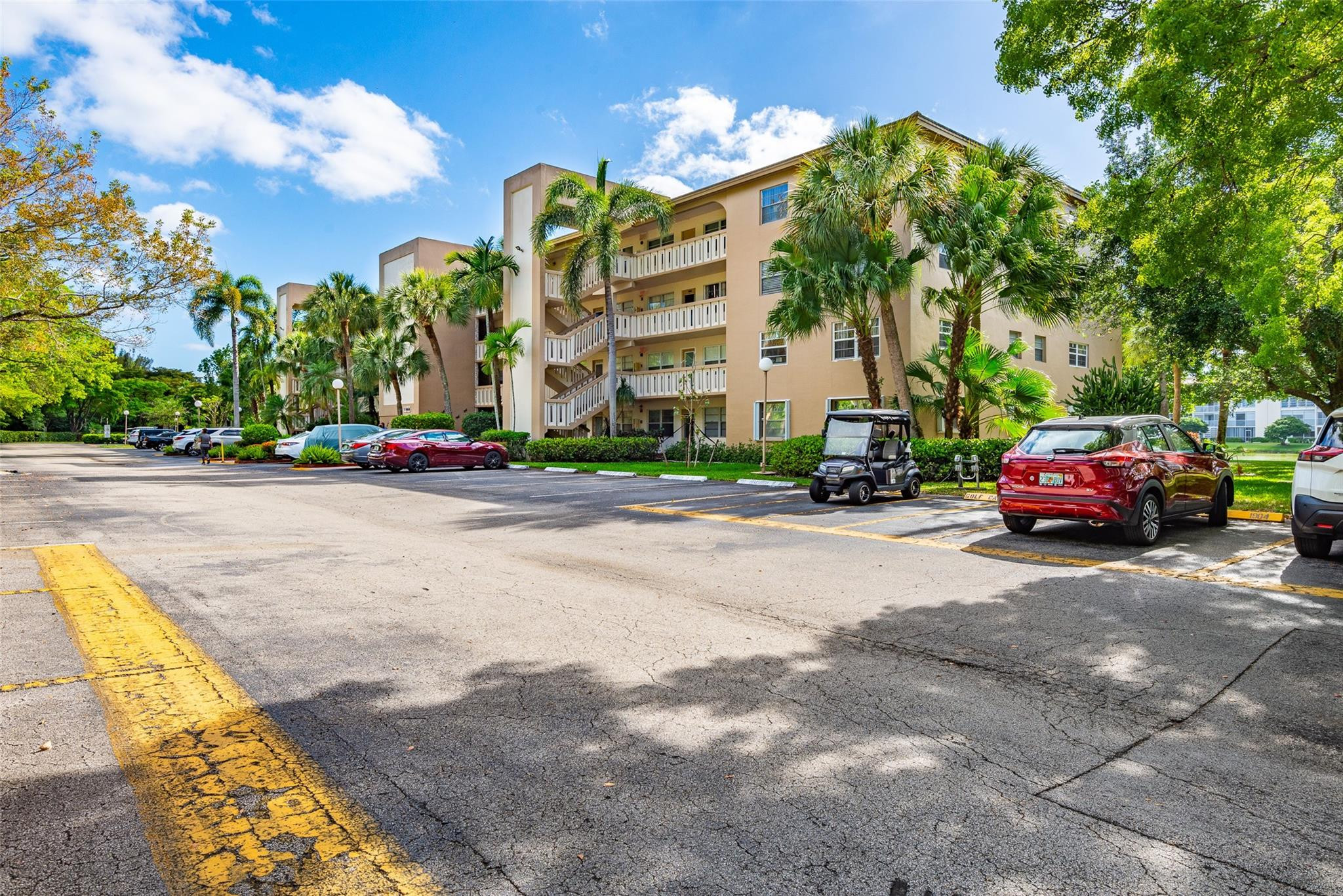 1904 Bermuda Circle E1