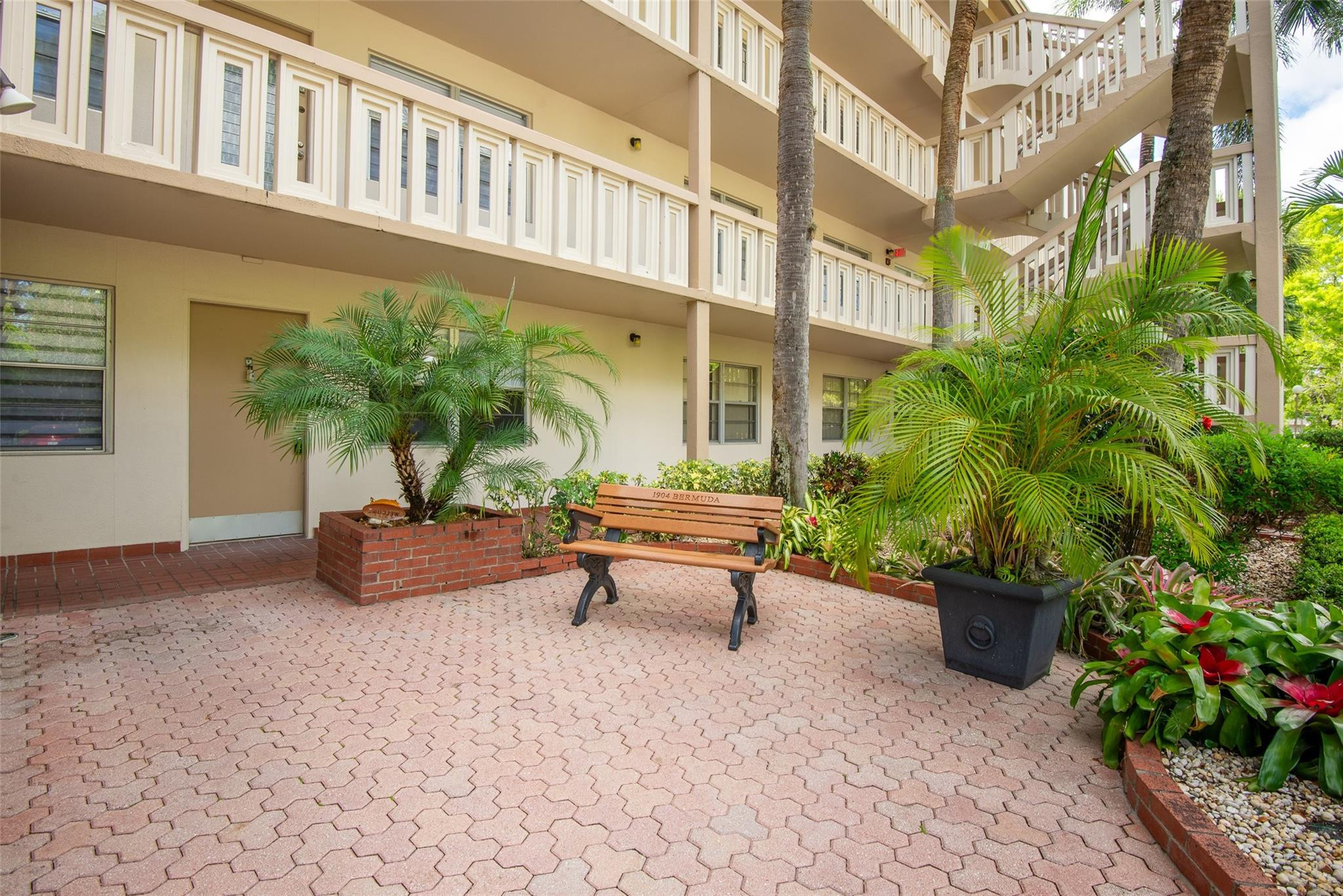 1904 Bermuda Circle E1