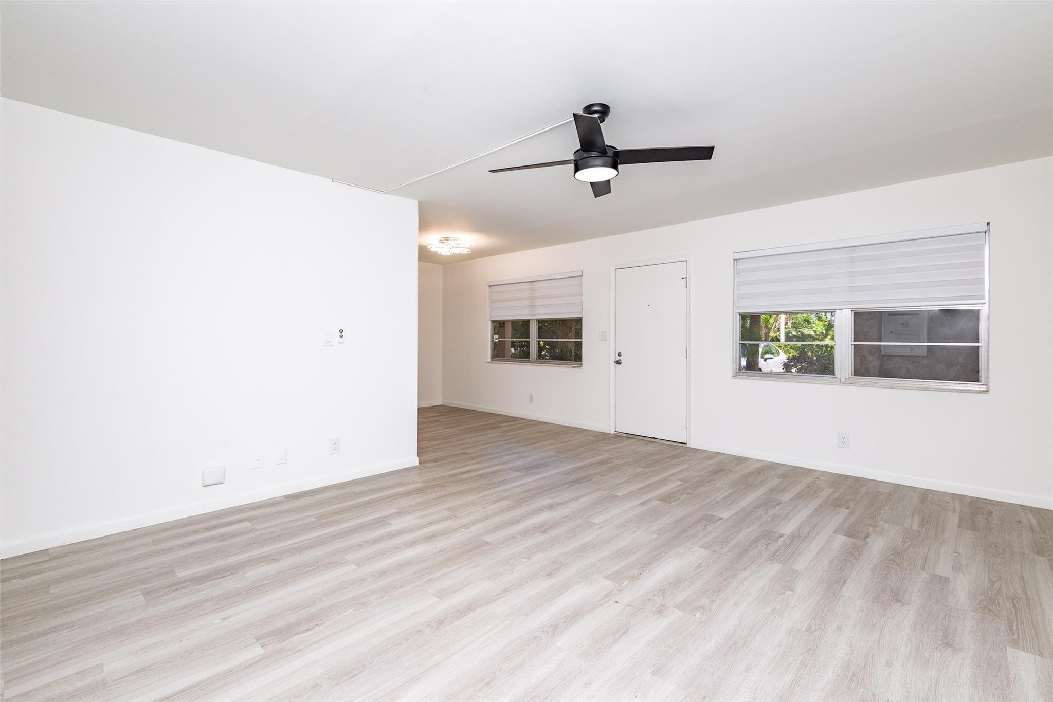 1904 Bermuda Circle E1