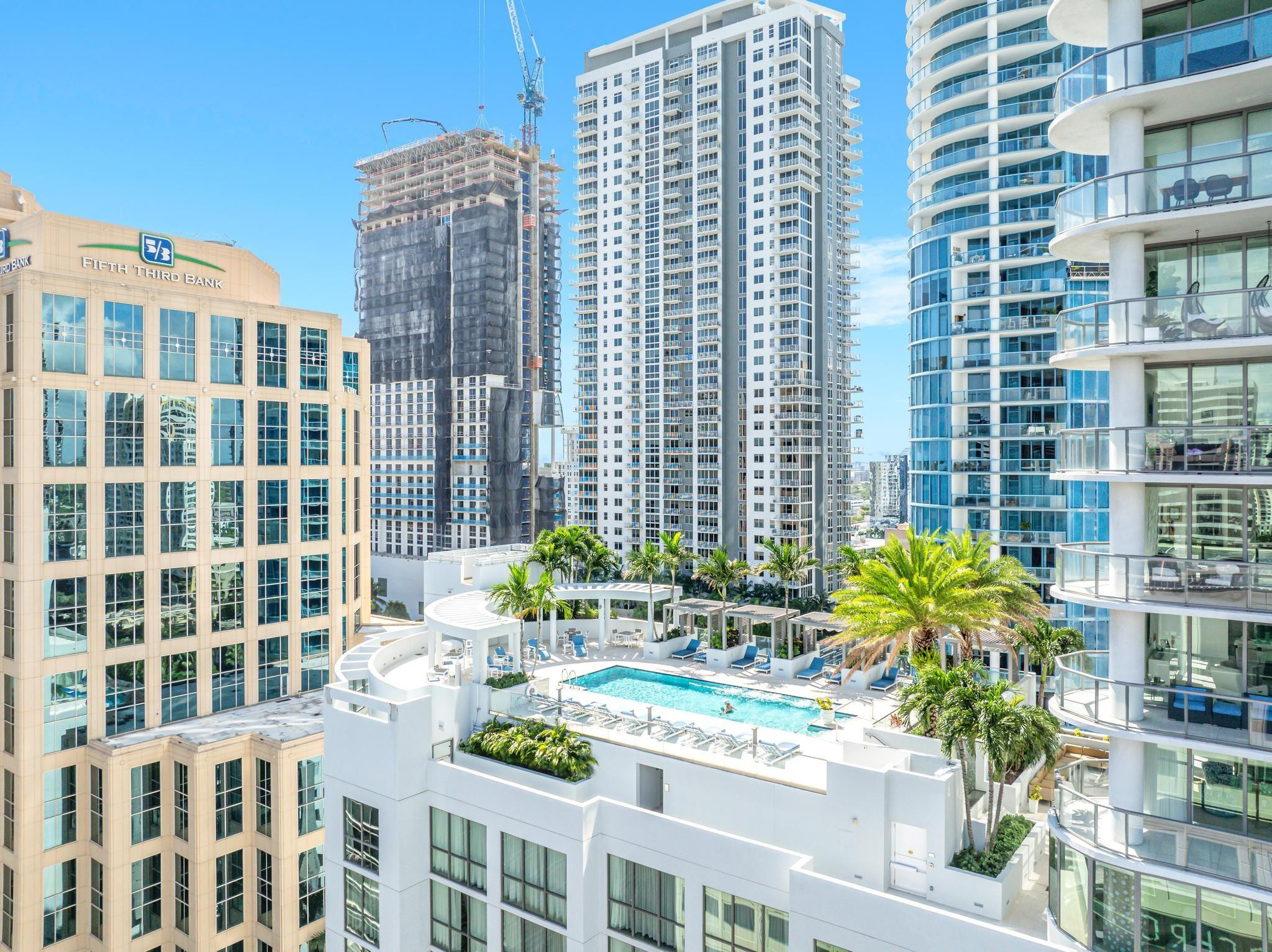 100 E Las Olas Boulevard 2604