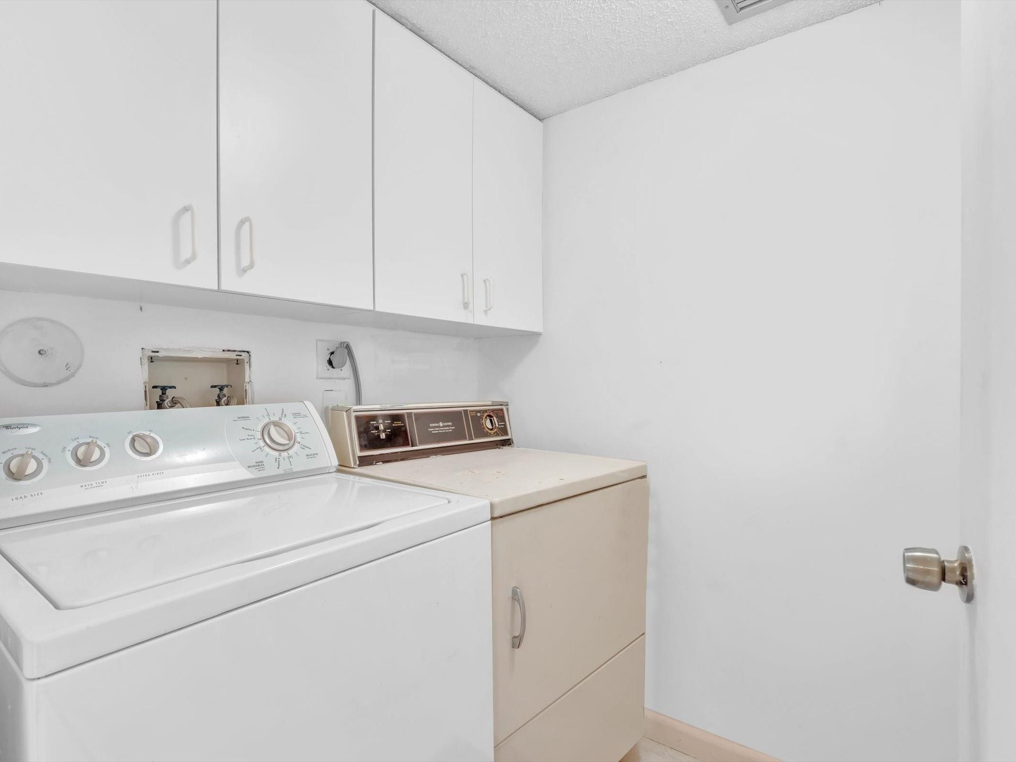 14426 Amberly Ln 108