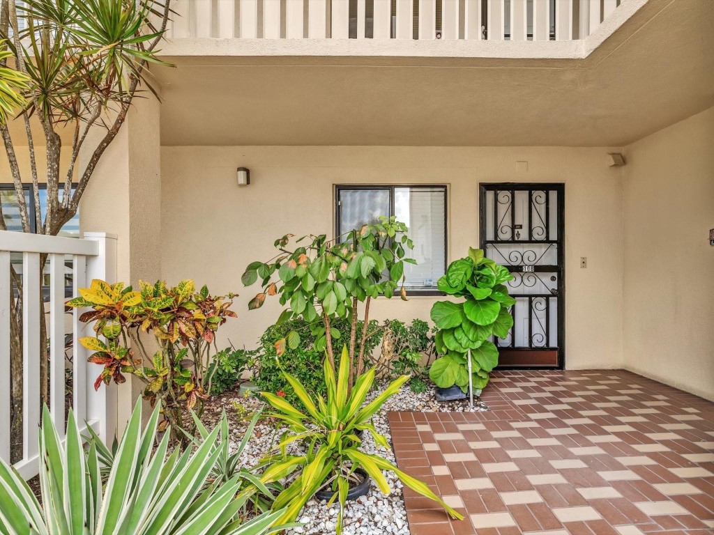 14426 Amberly Ln 108