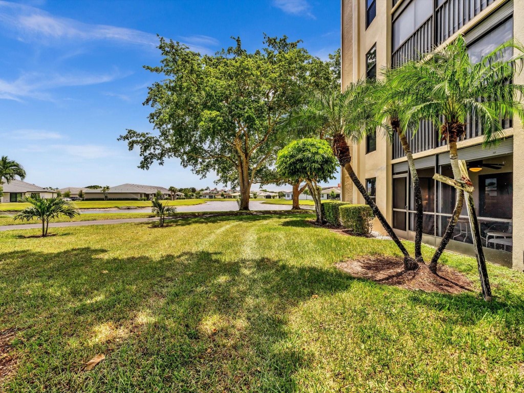 14426 Amberly Ln 108