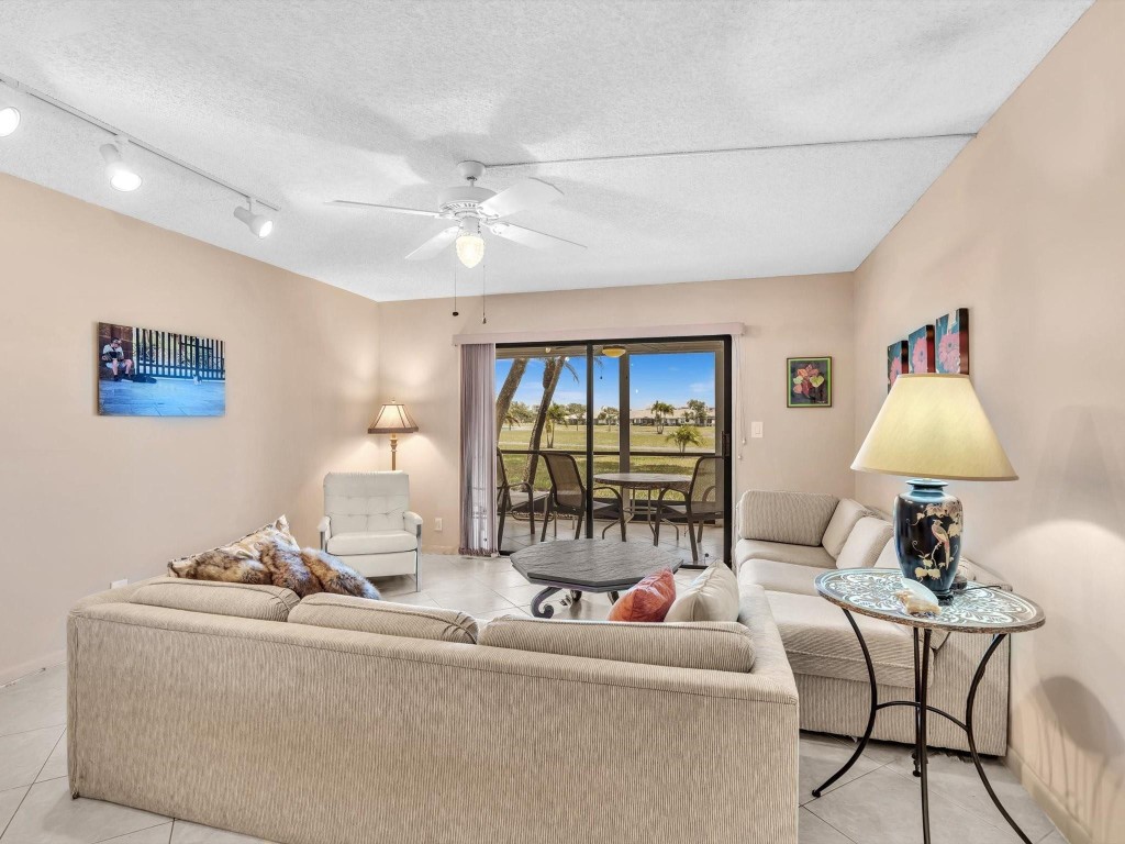 14426 Amberly Ln 108