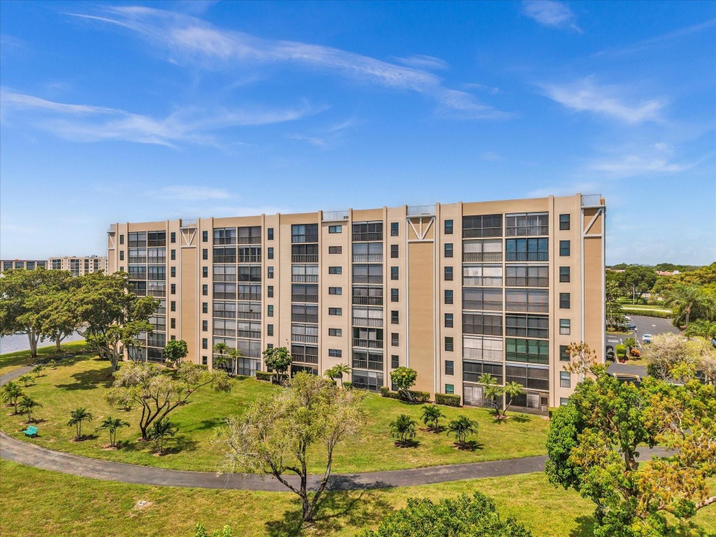 14426 Amberly Ln 108