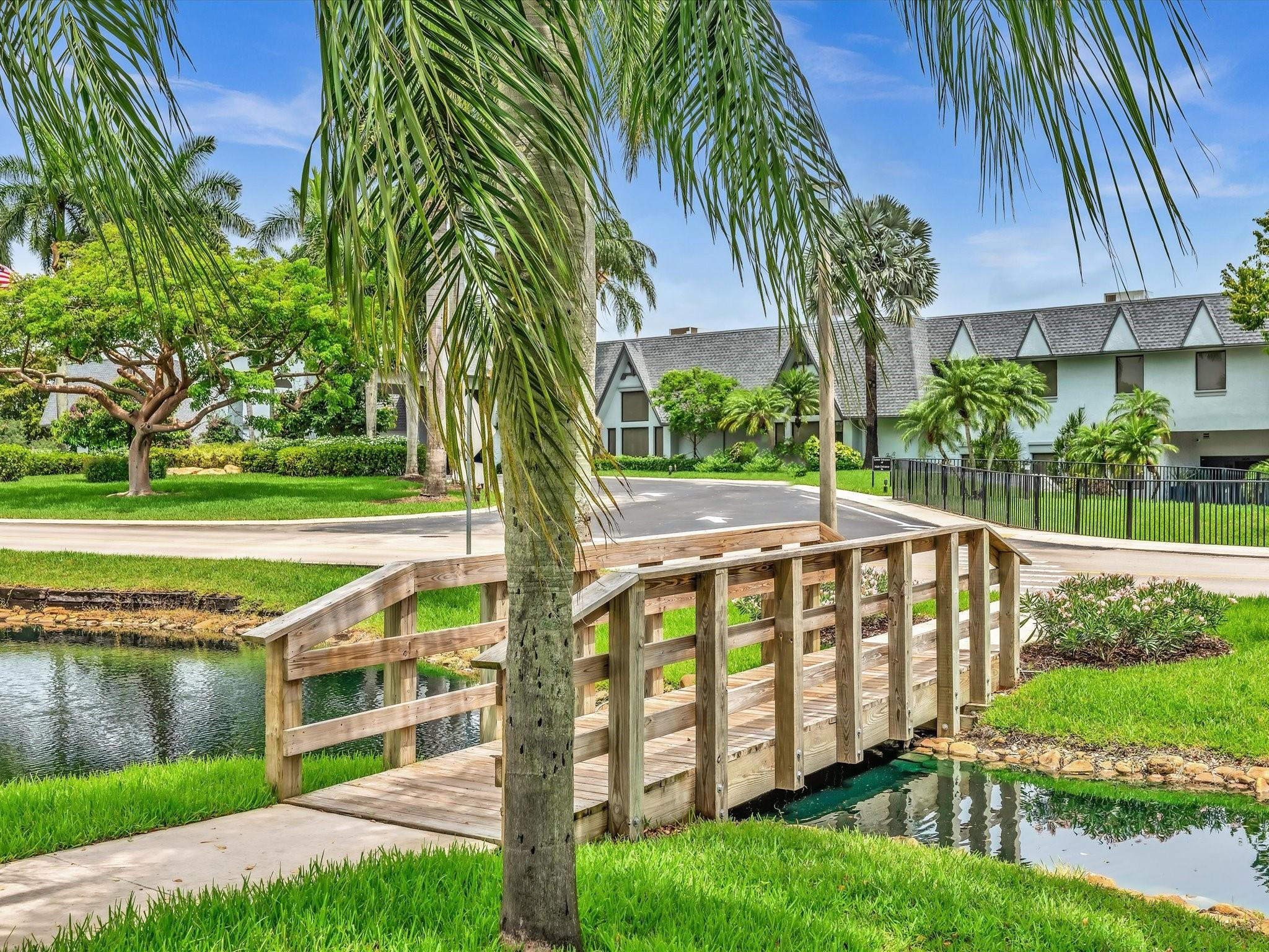 14426 Amberly Ln 108