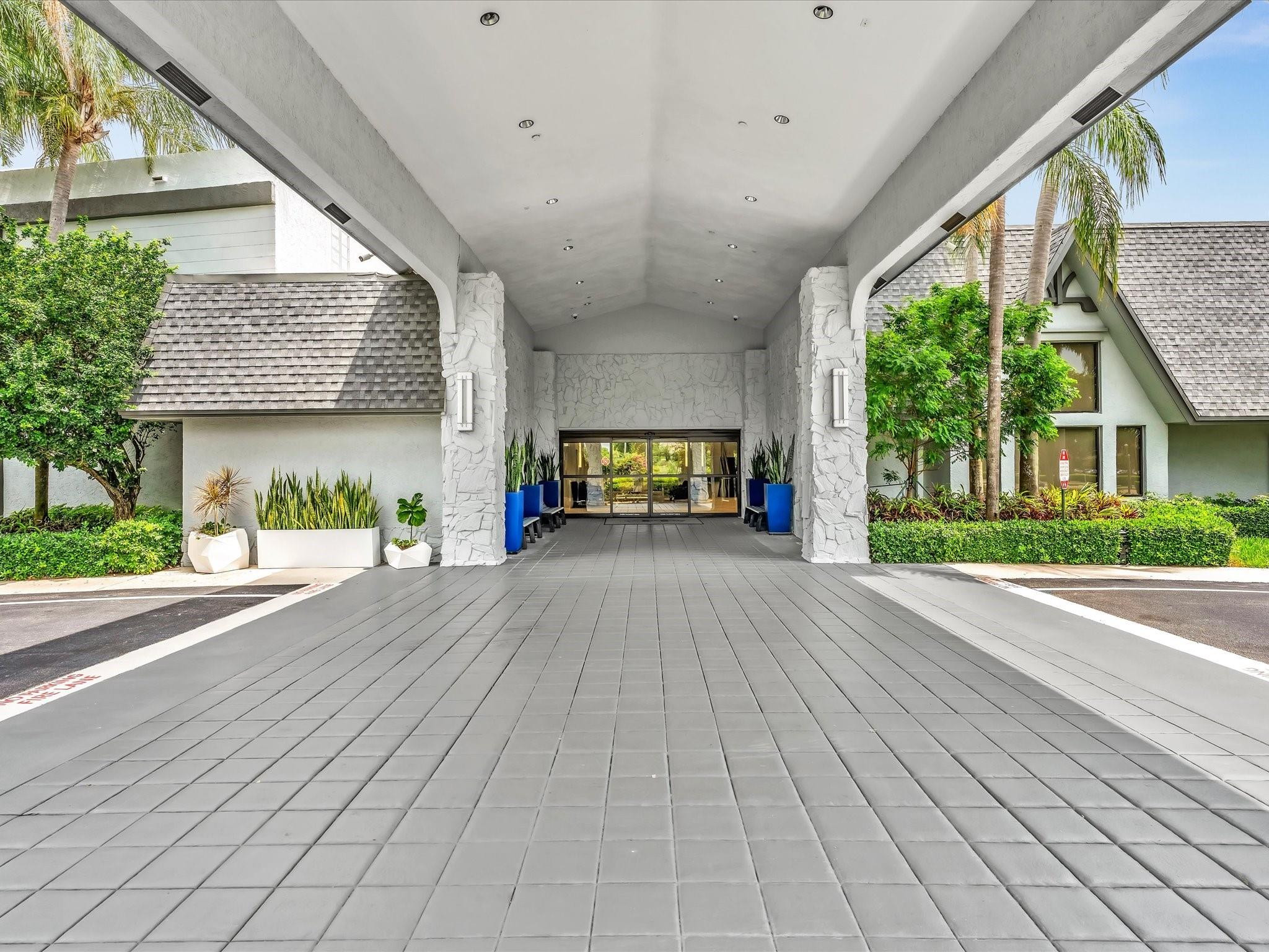 14426 Amberly Ln 108
