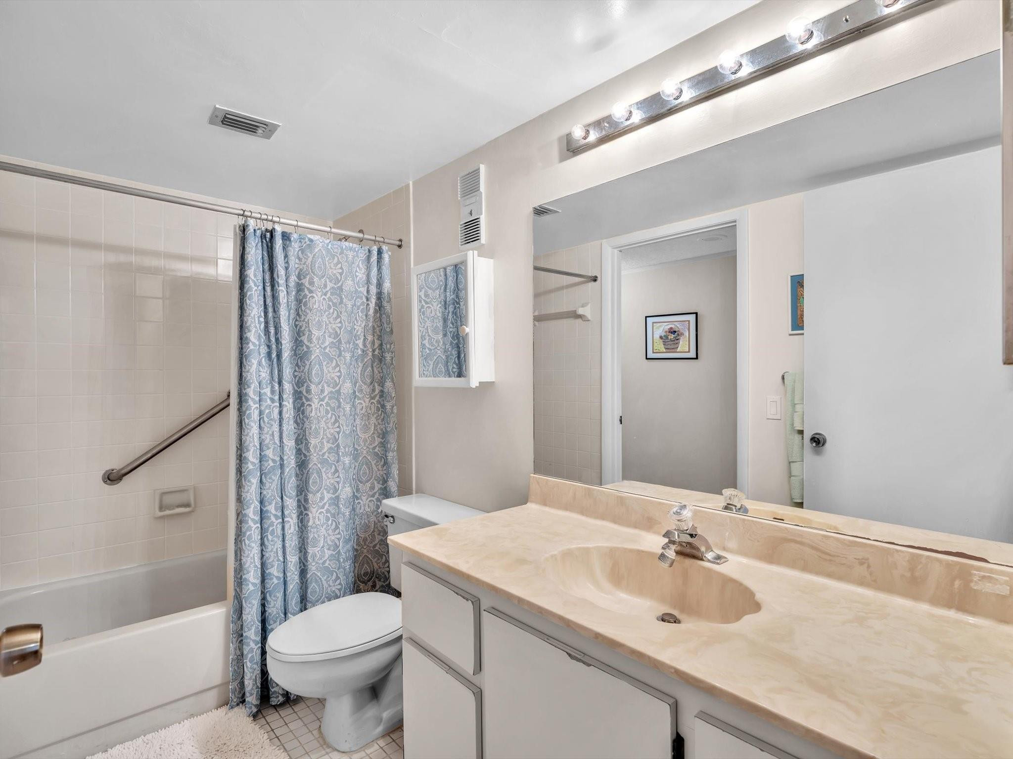 14426 Amberly Ln 108