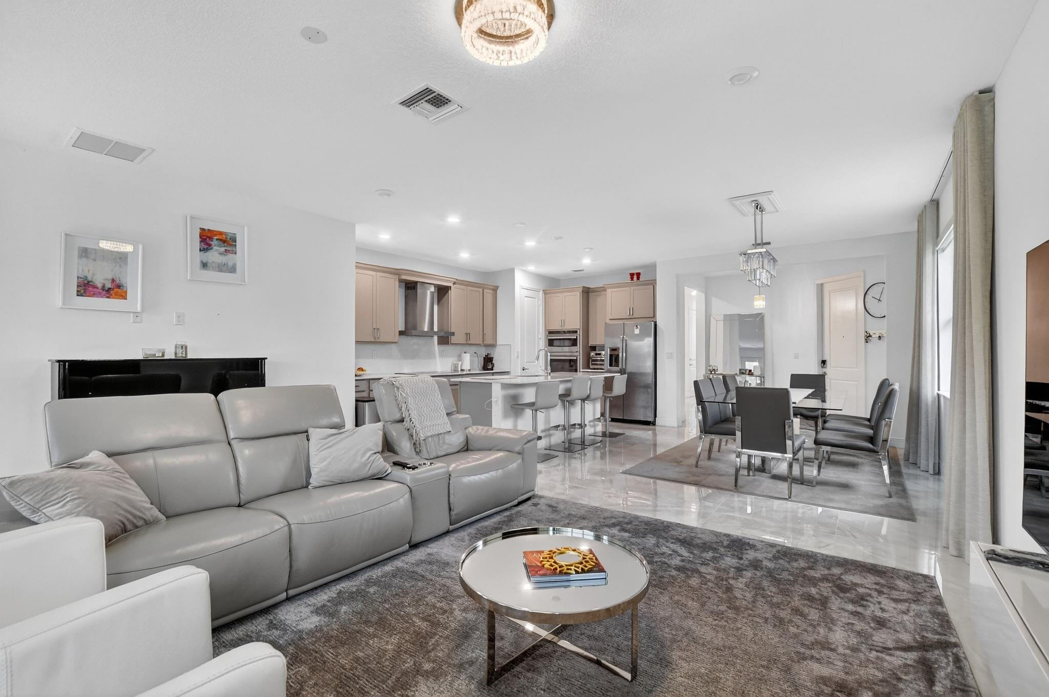 4321 Marina Way