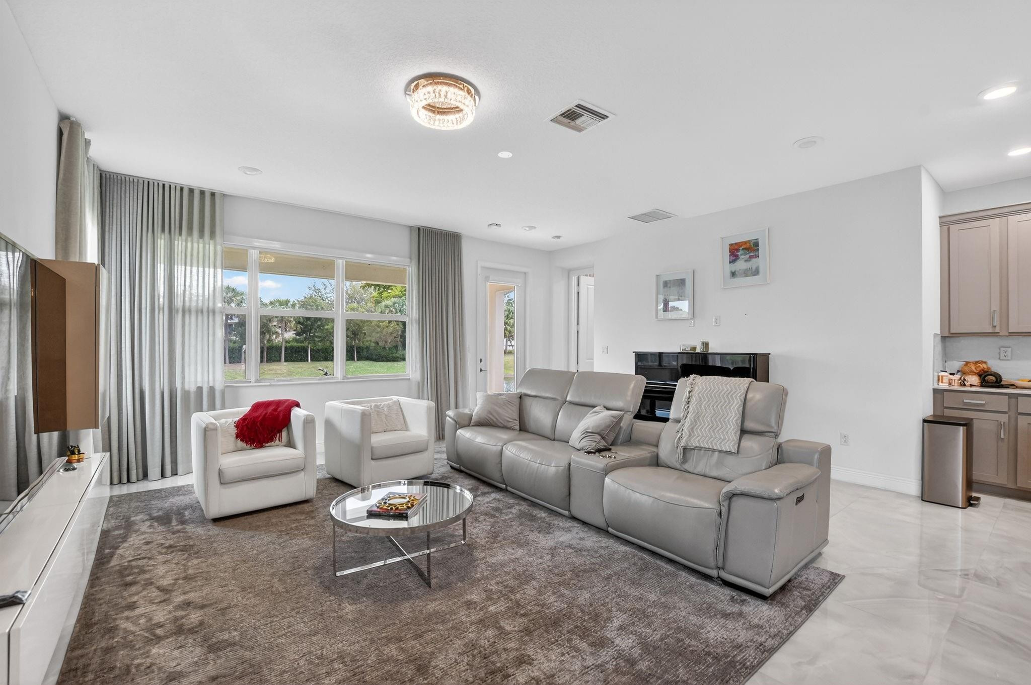 4321 Marina Way