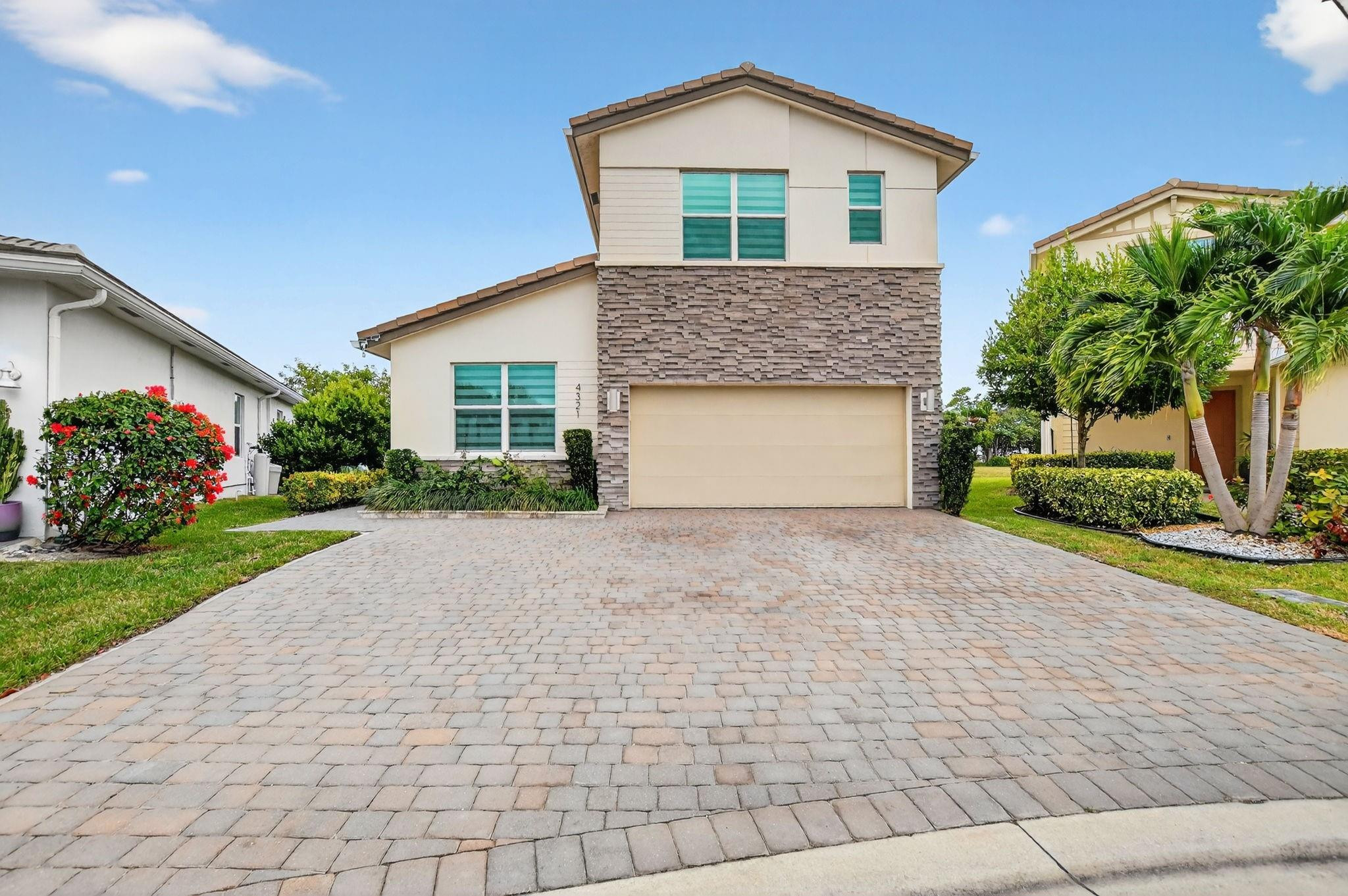 4321 Marina Way