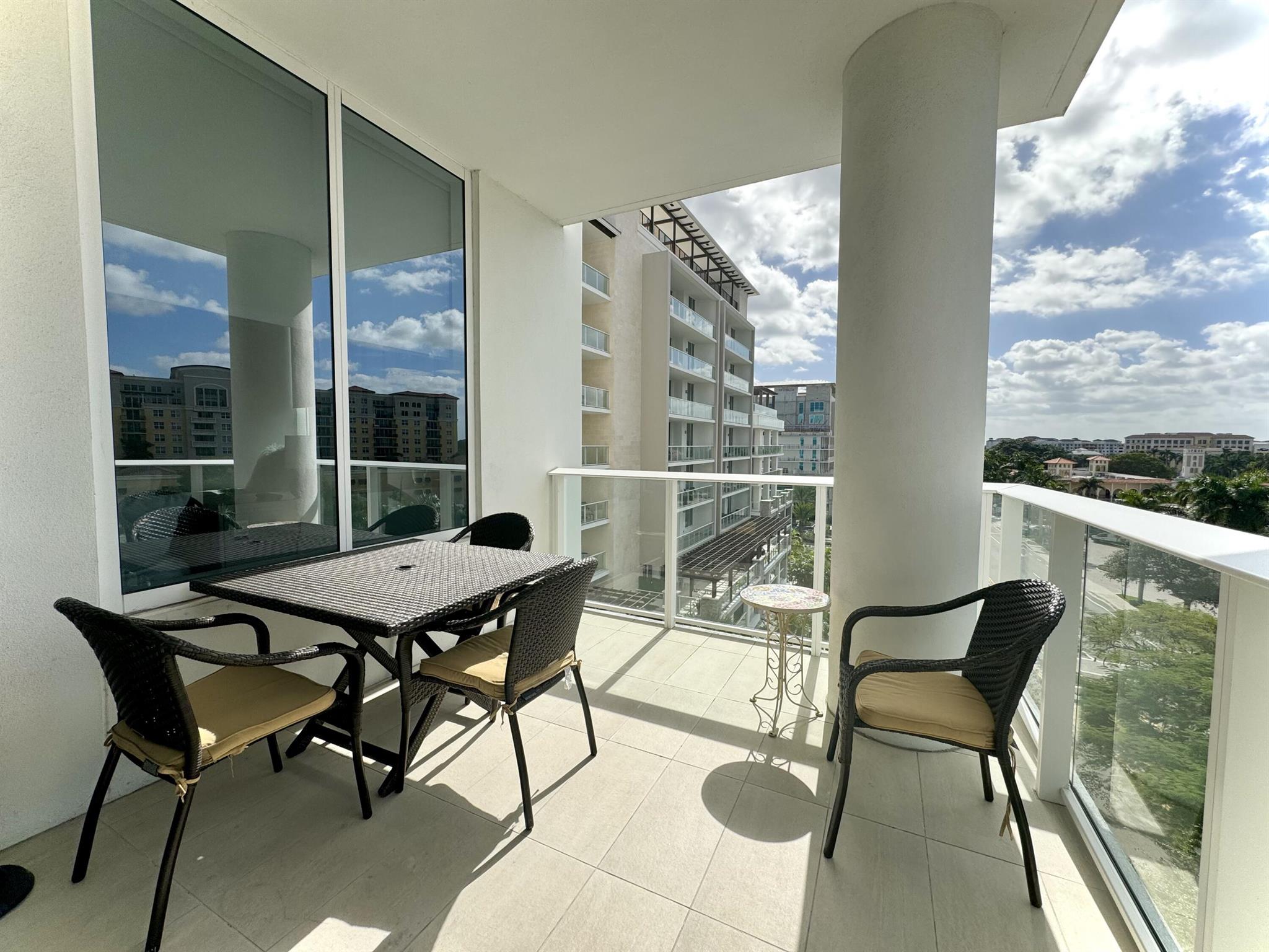 200 SE Mizner Boulevard 611