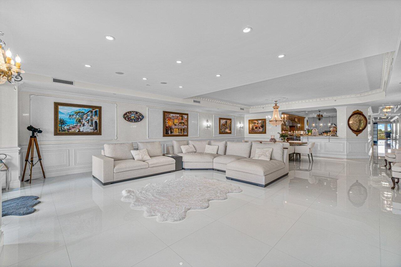 2500 S Ocean Boulevard 402