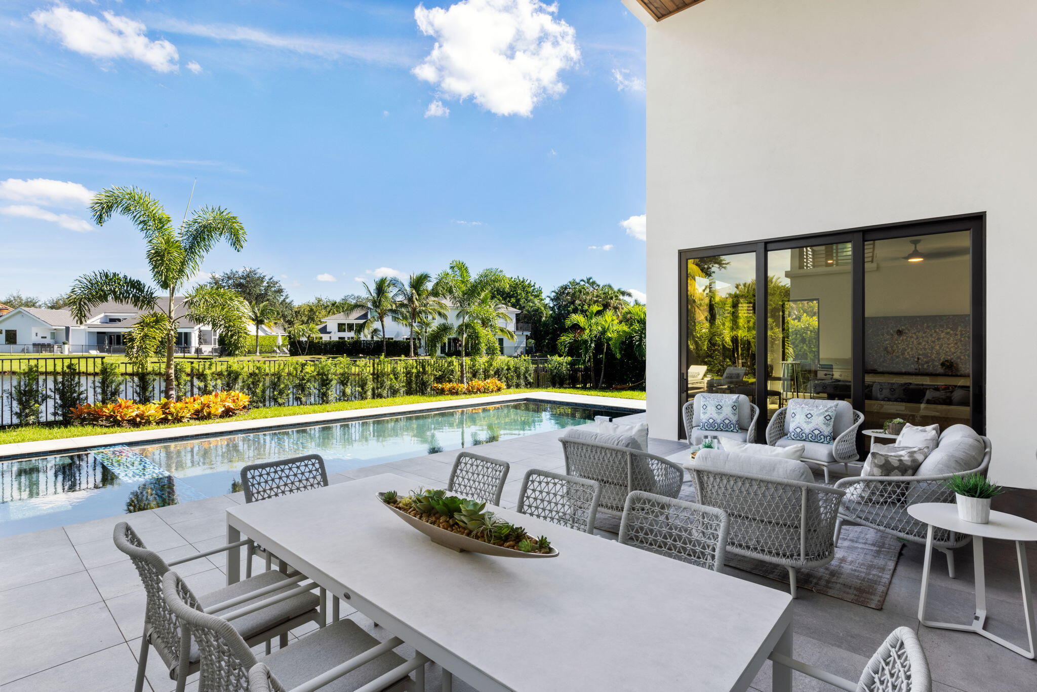 5756 Paddington Way