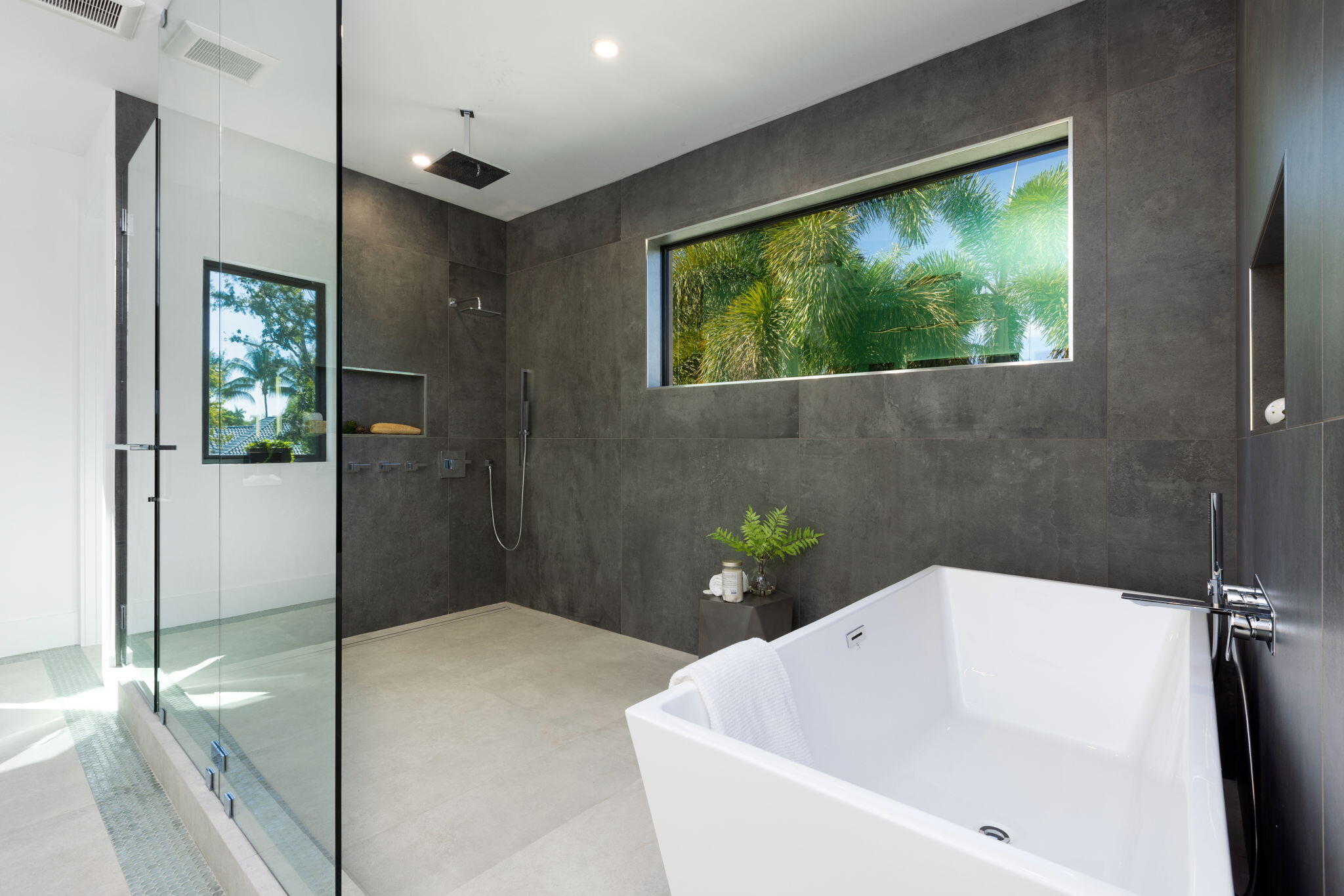 5756 Paddington Way