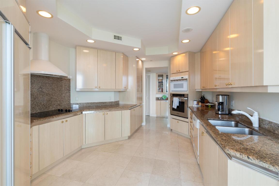 1700 S Ocean Boulevard Unit: 6b