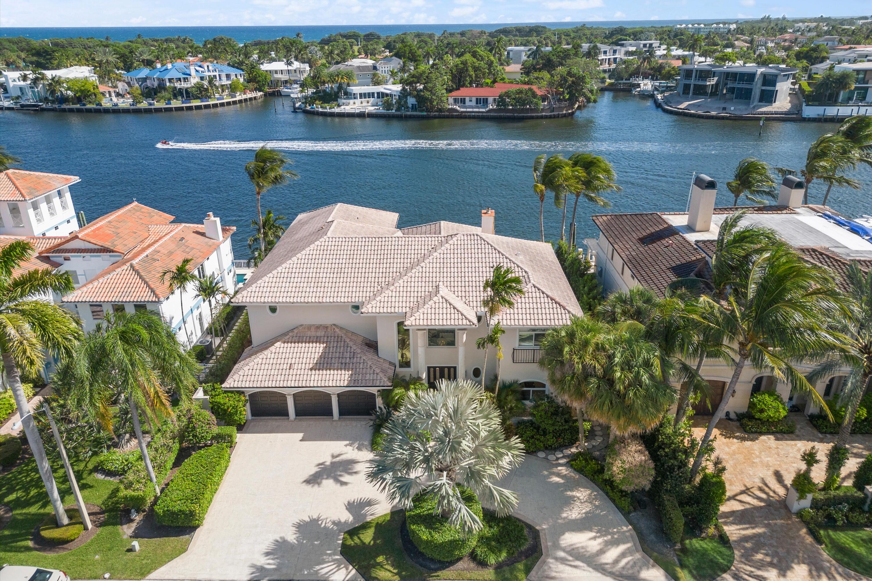660 Golden Harbour Drive