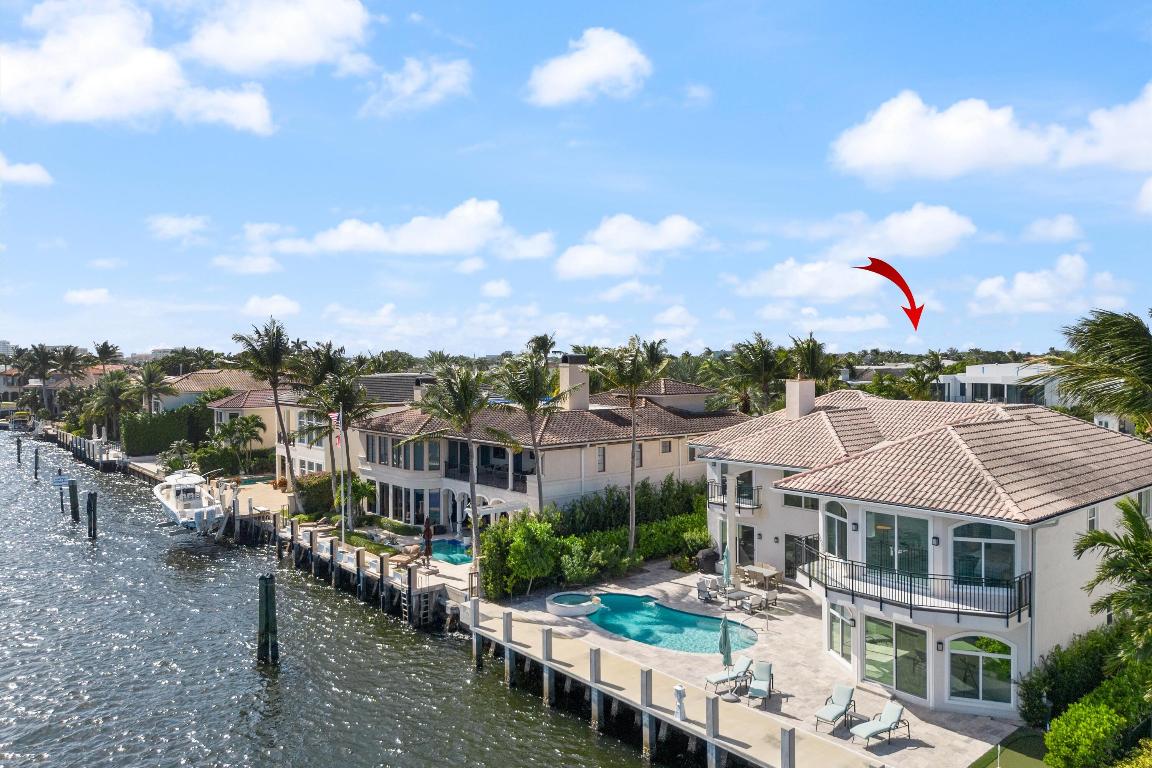 660 Golden Harbour Drive