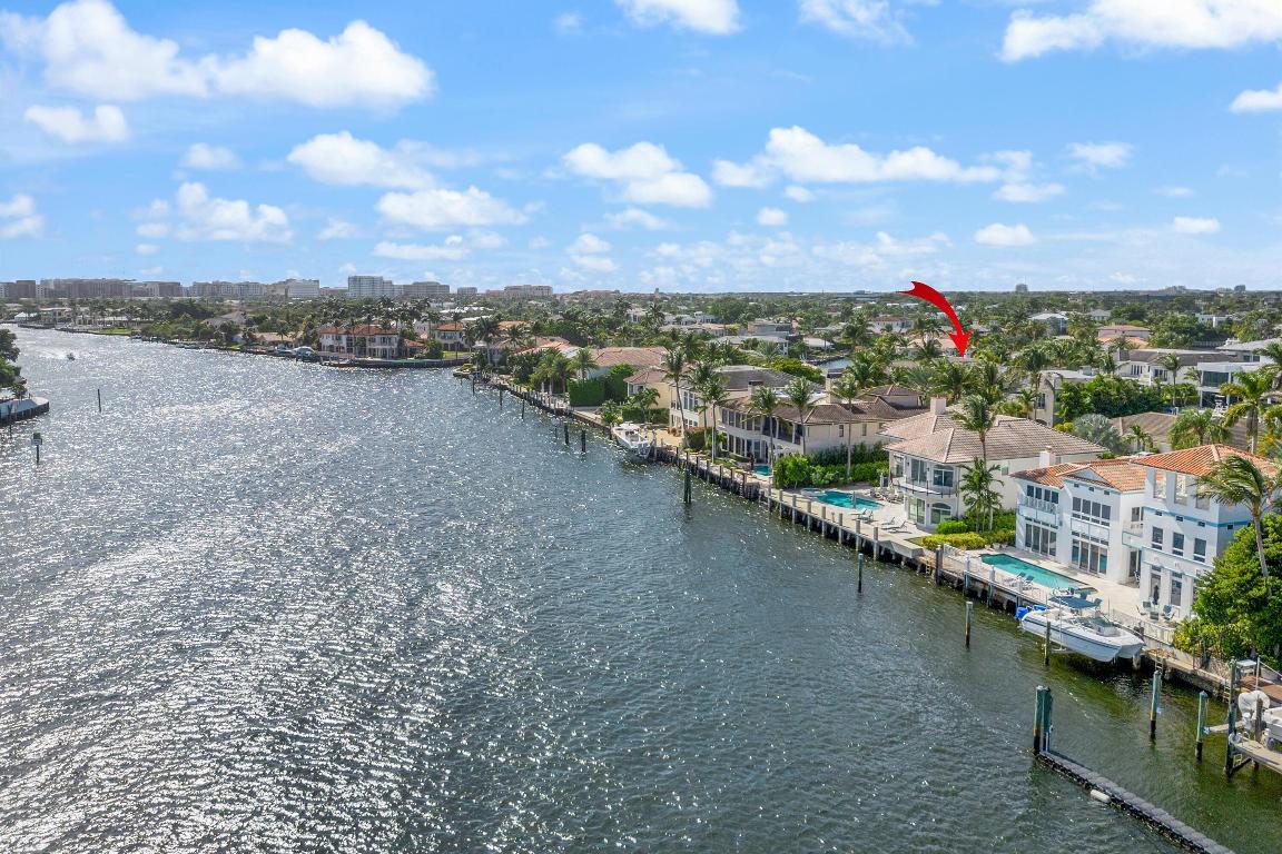 660 Golden Harbour Drive