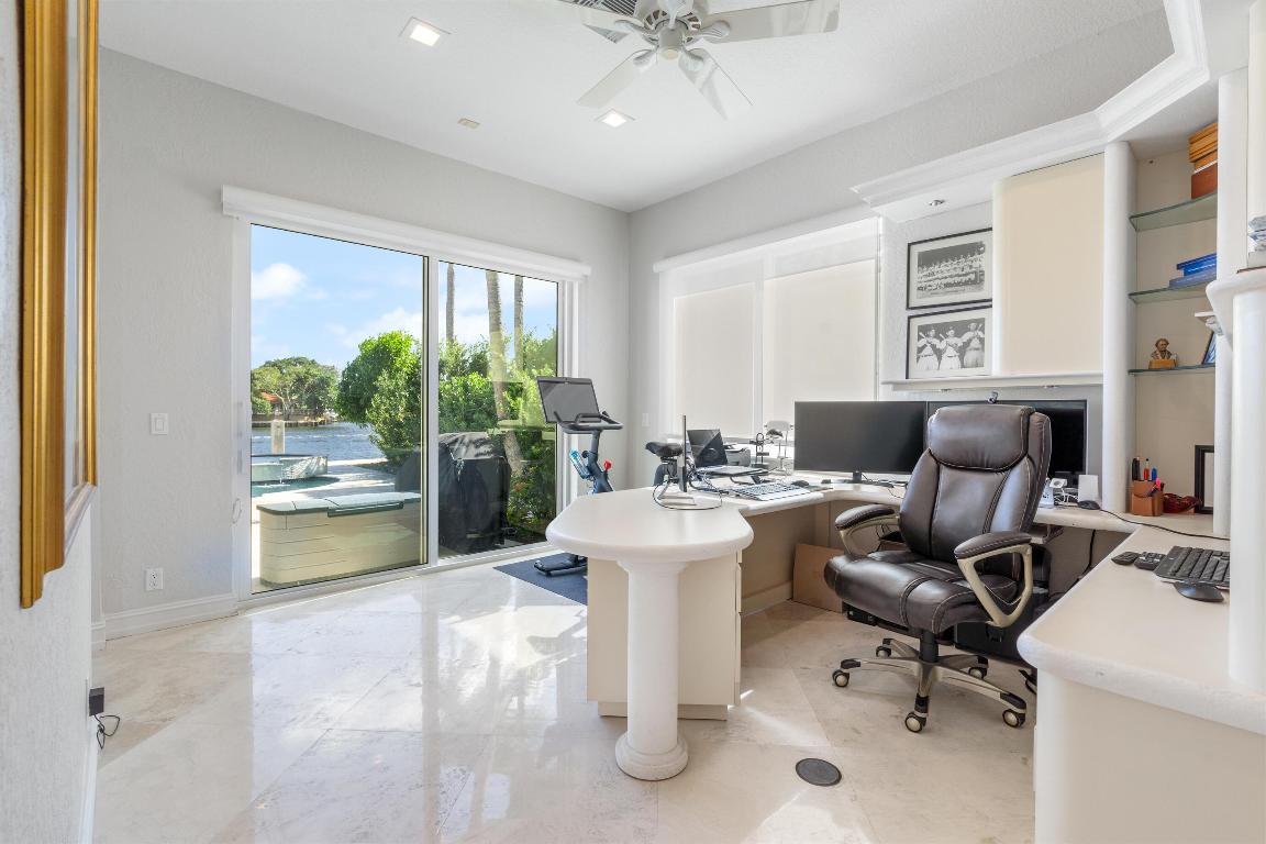 660 Golden Harbour Drive