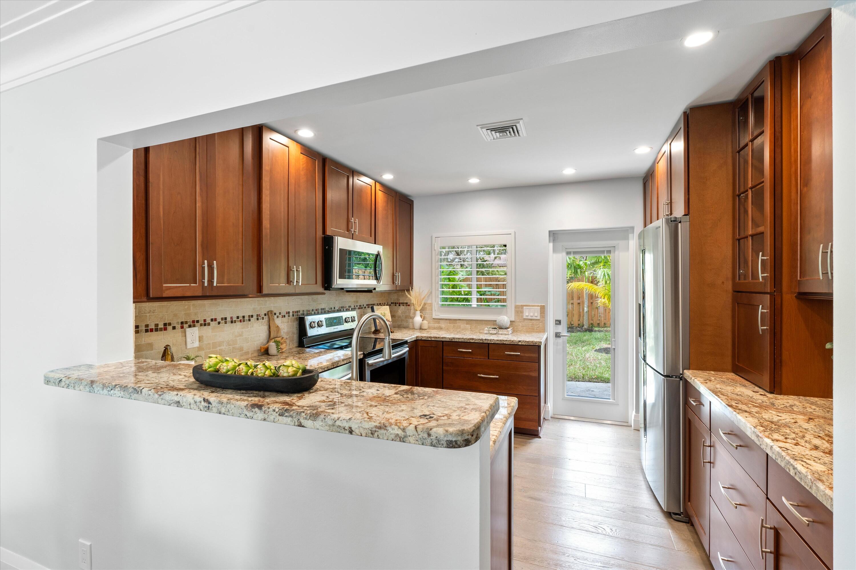 1421 SE 12th Street