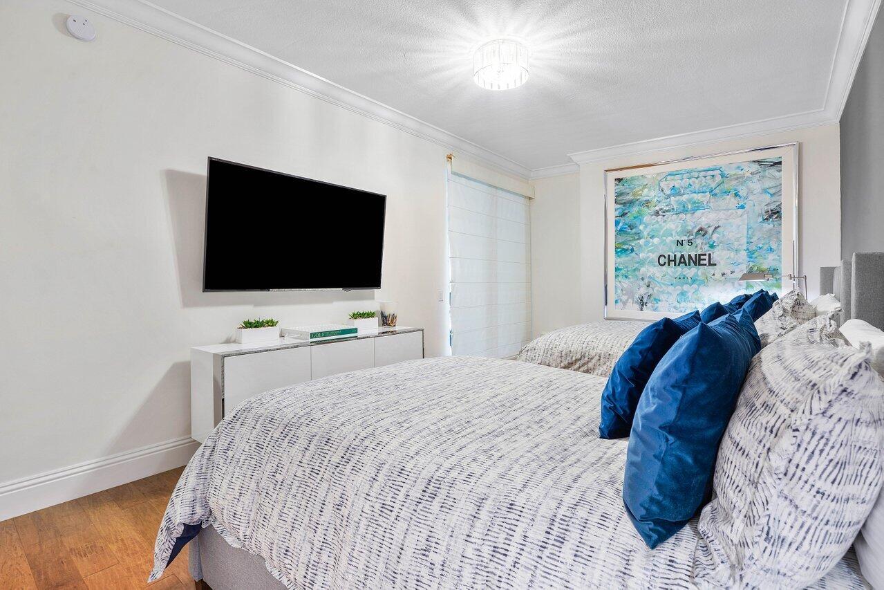 1 N Ocean Boulevard 303