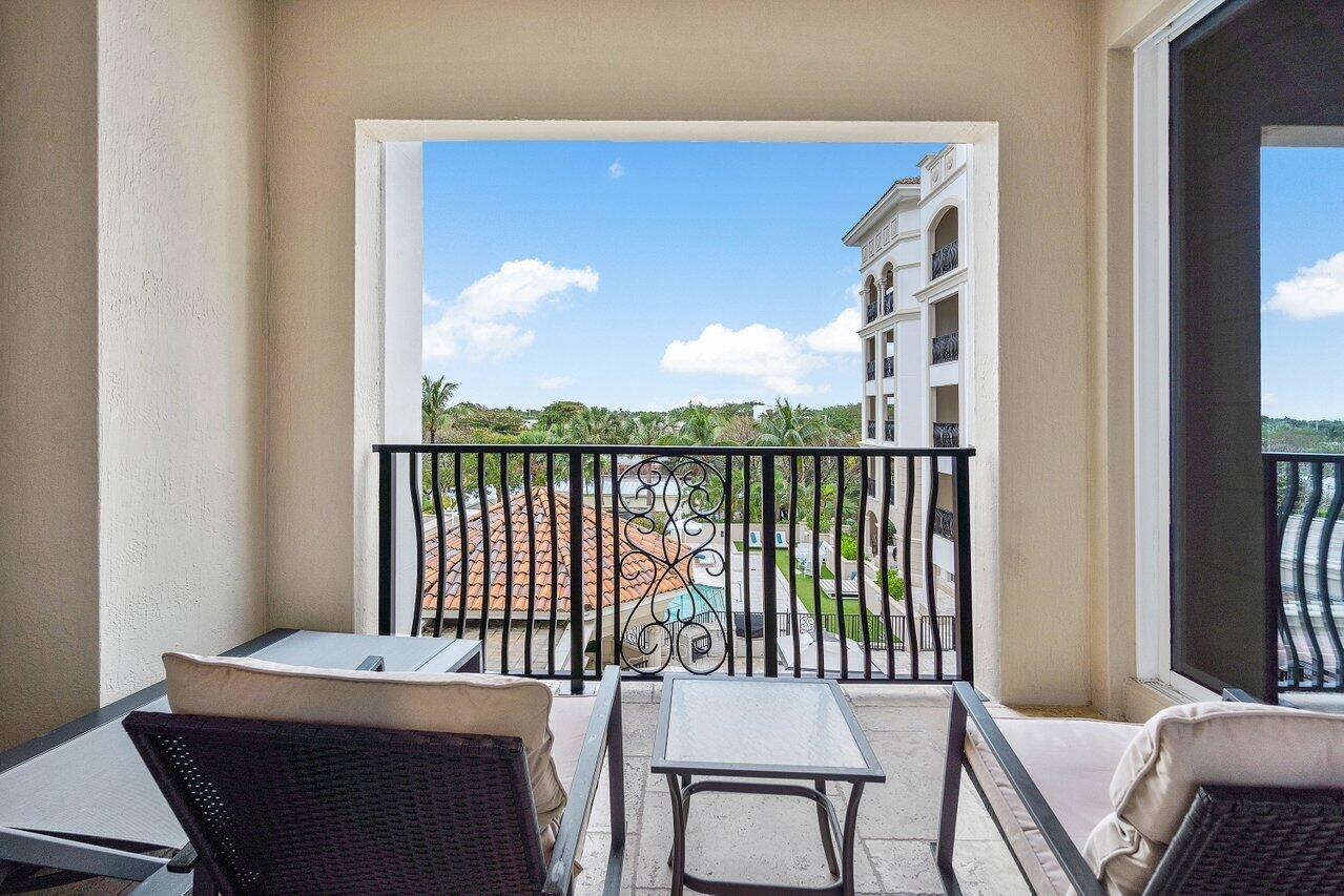 1 N Ocean Boulevard 303