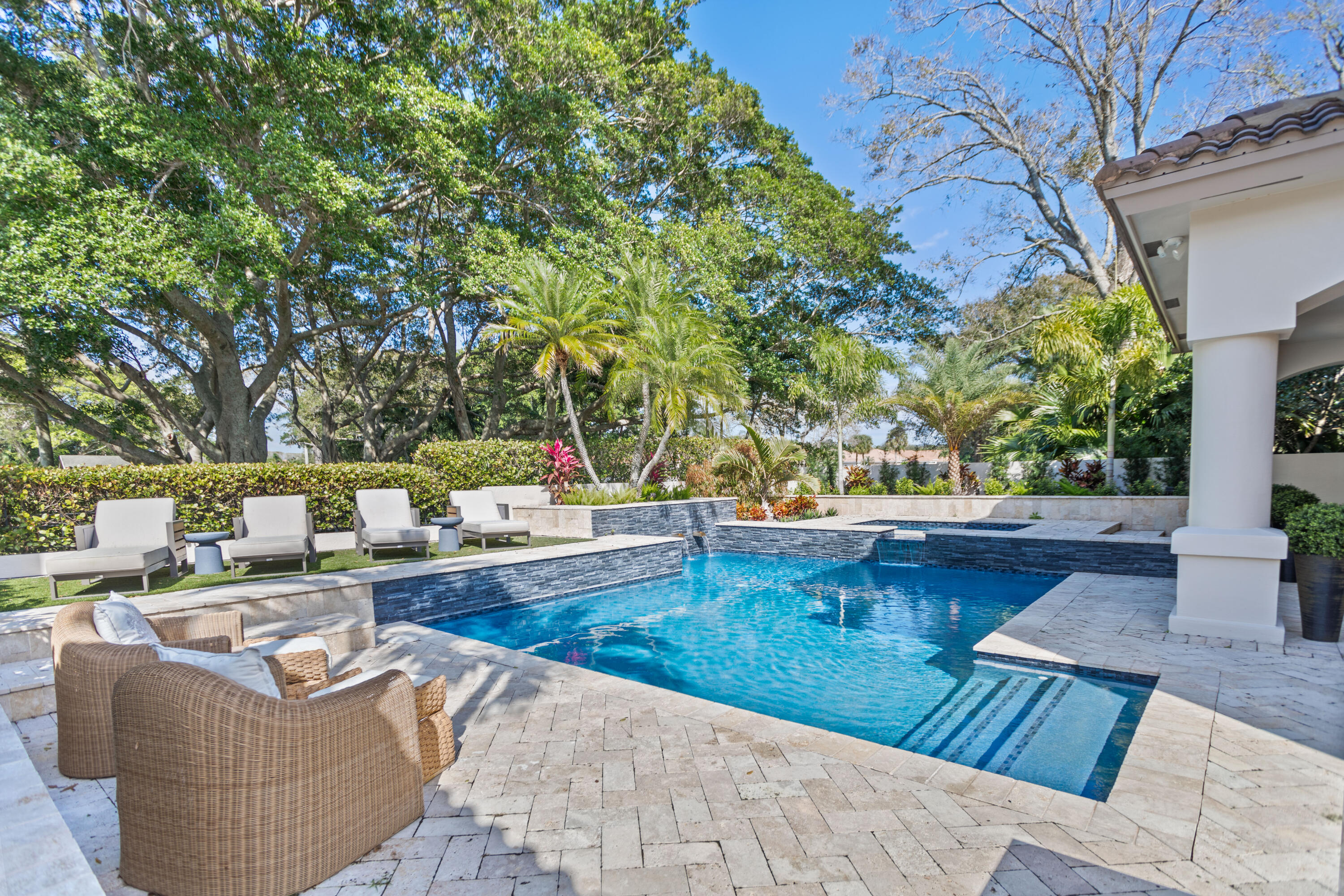 2185 NW 60th Road
