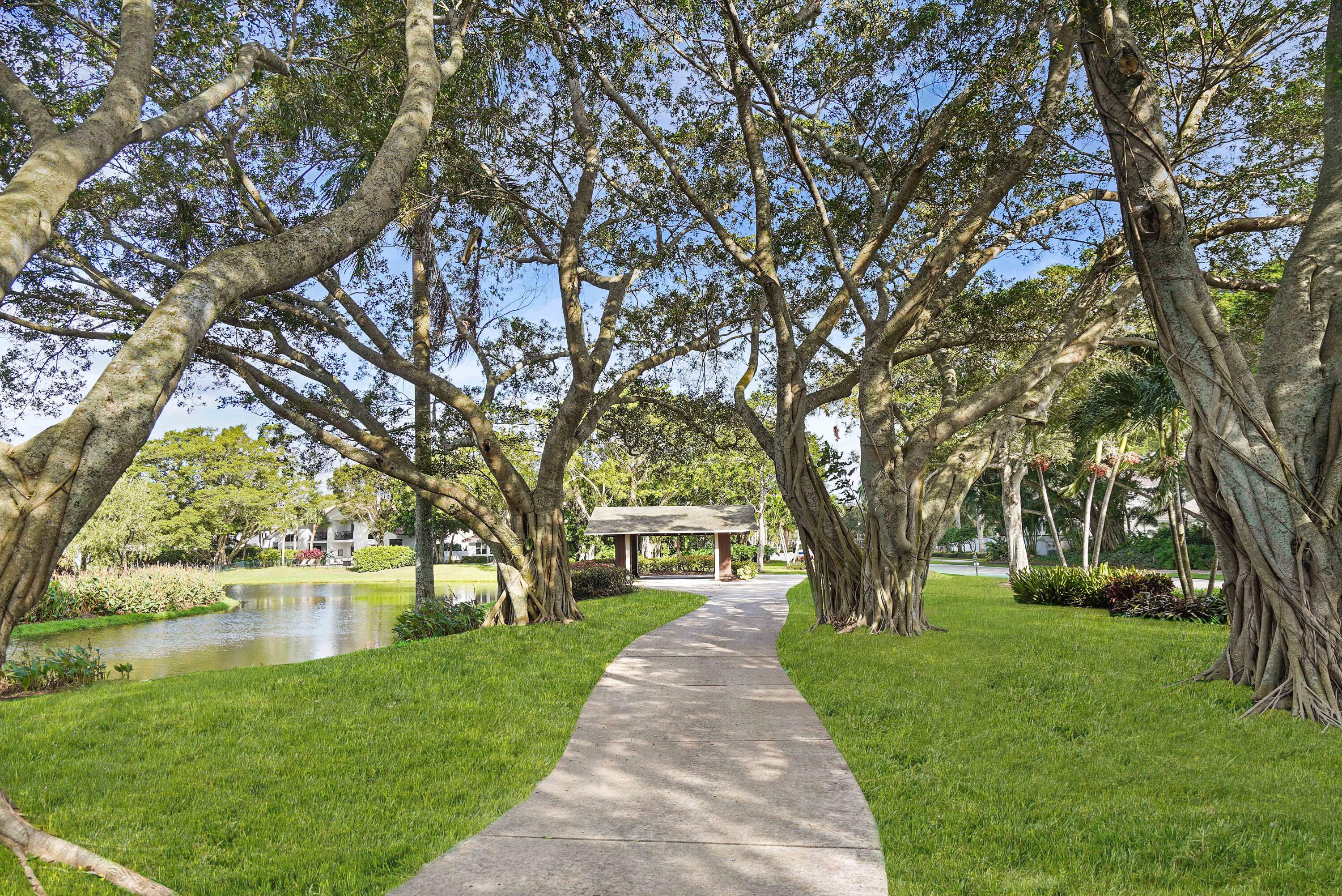 2185 NW 60th Road